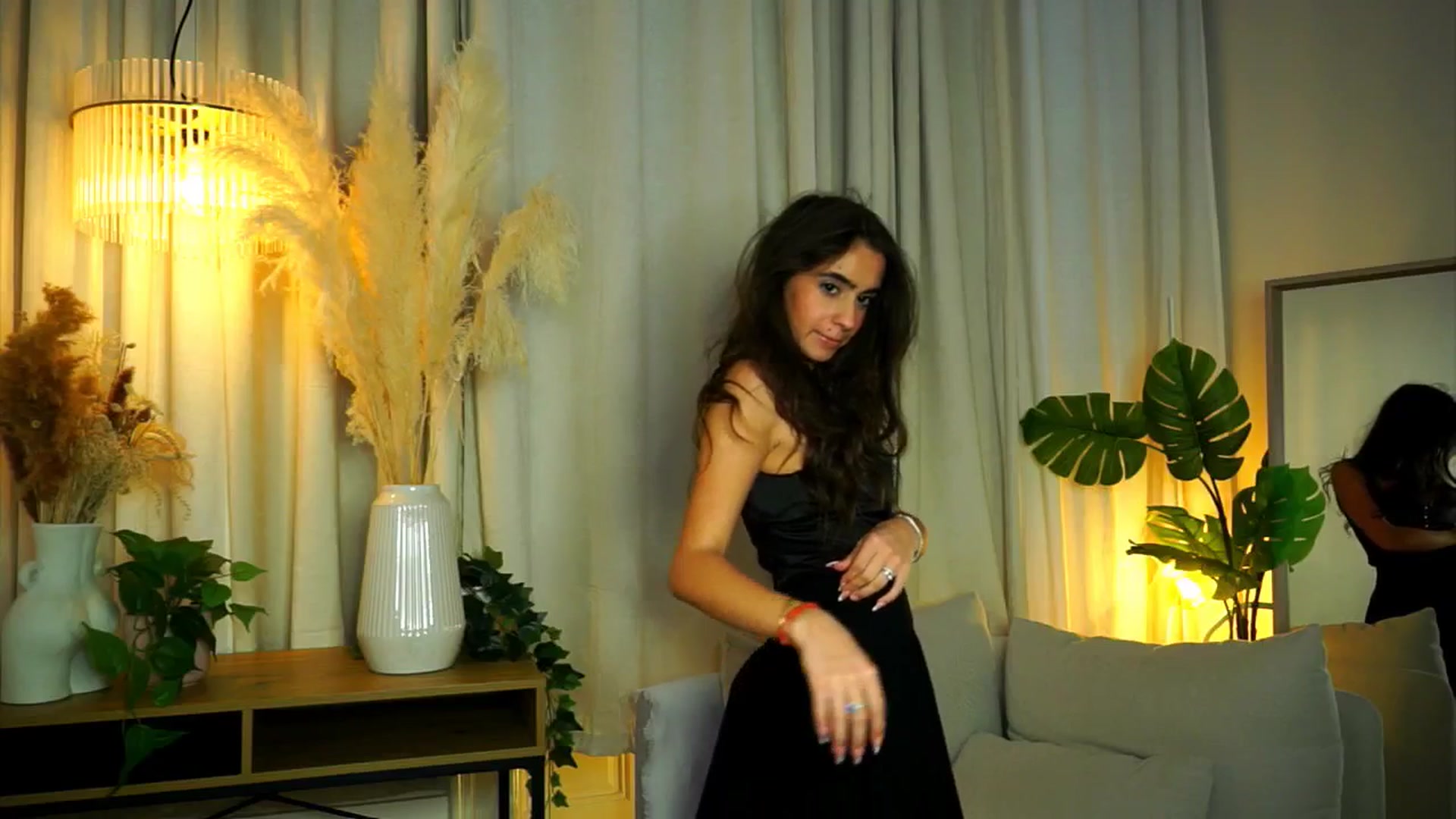 Gallery image thumbnail from milkyway_'s myfreecams stream on, 08/11/2025, 19:01 image 2 of 20
