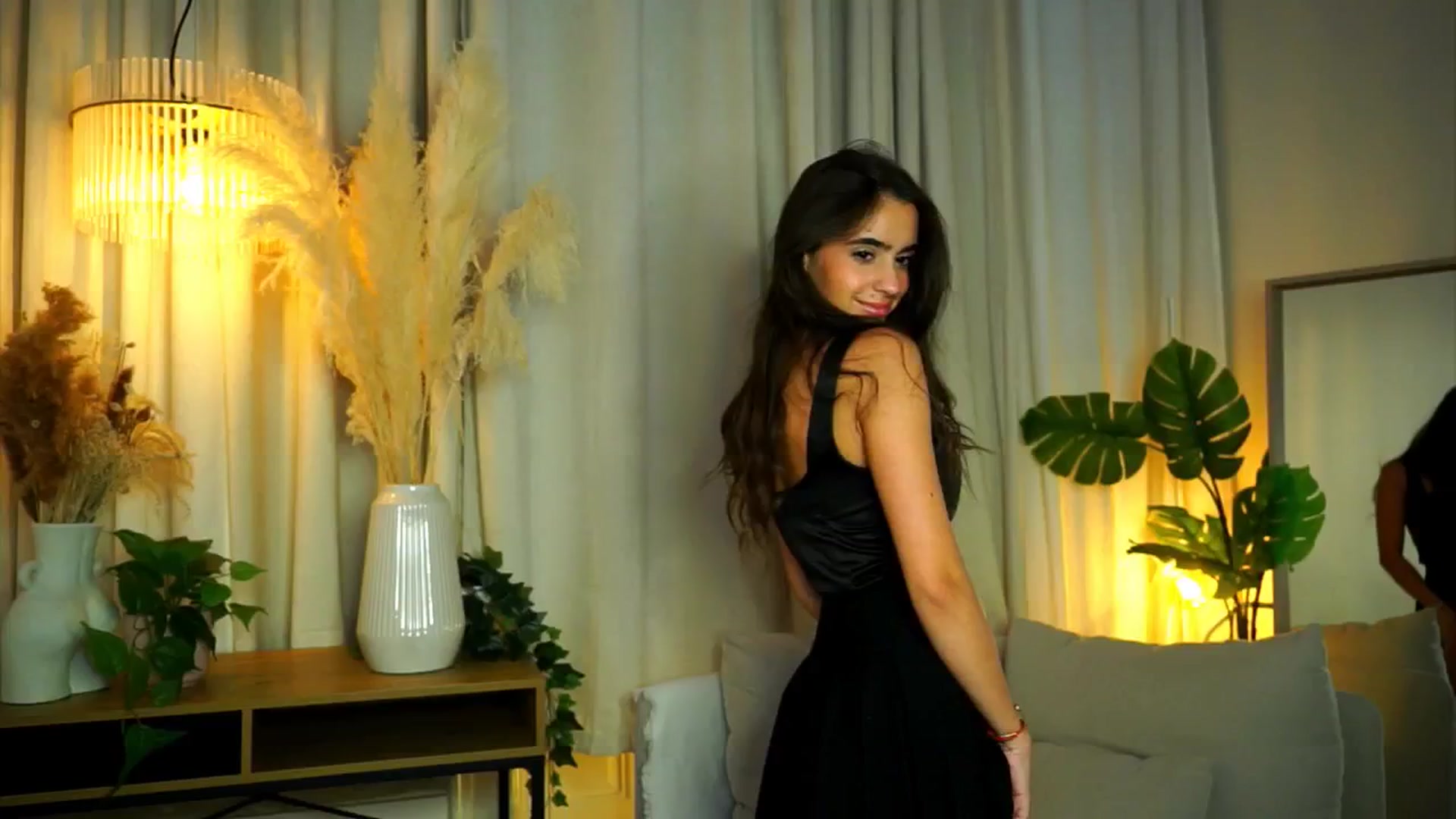 Gallery image thumbnail from milkyway_'s myfreecams stream on, 08/11/2025, 19:01 image 1 of 20
