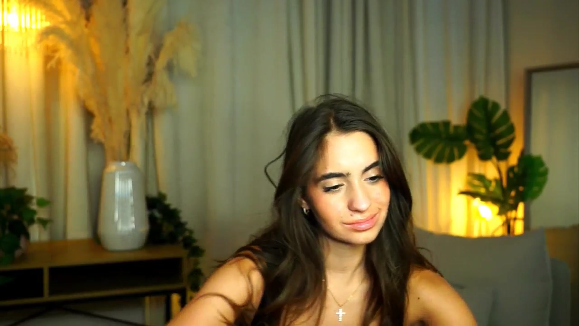Gallery image thumbnail from milkyway_'s myfreecams stream on, 08/11/2025, 19:01 image 4 of 20