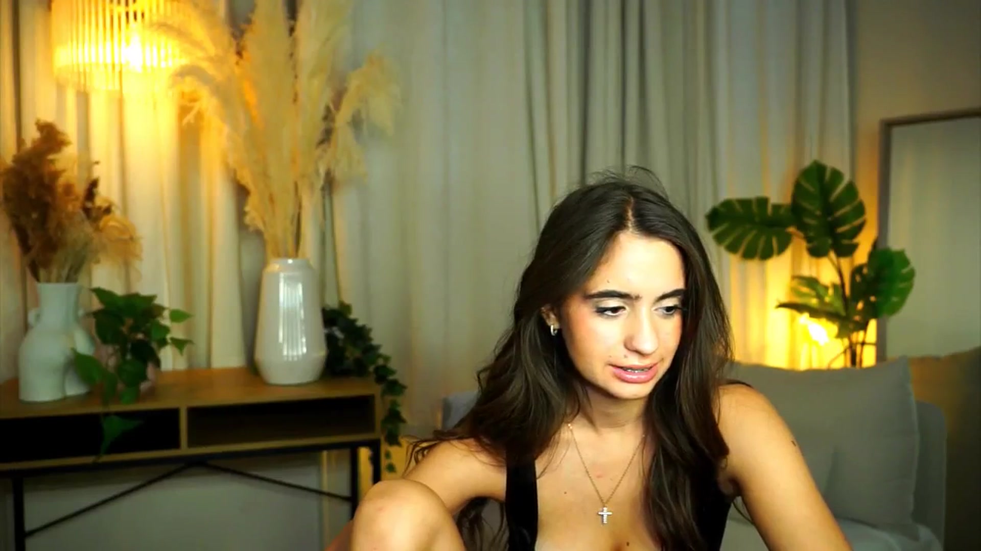 Gallery image thumbnail from milkyway_'s myfreecams stream on, 08/11/2025, 19:01 image 17 of 20