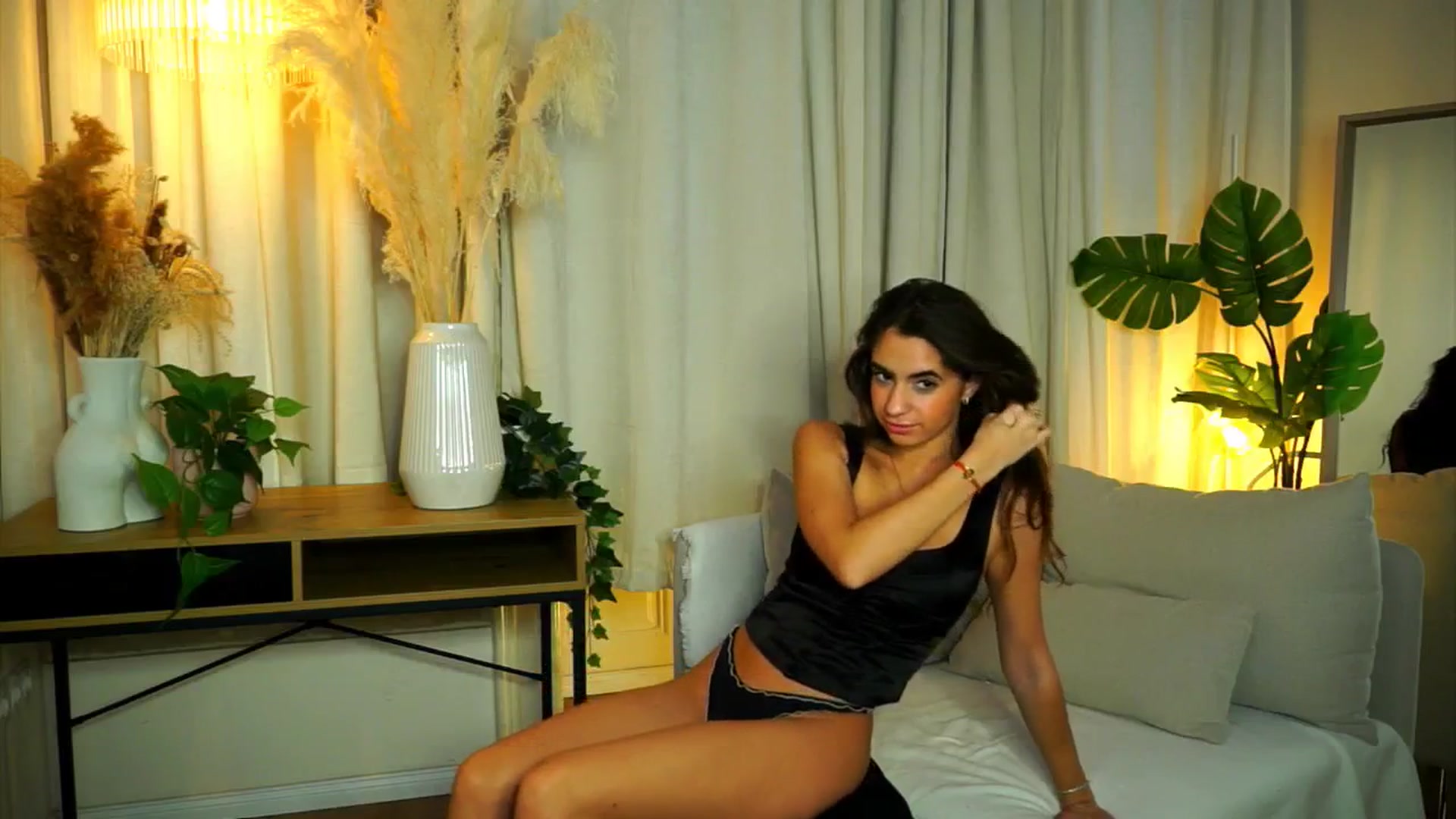 Gallery image thumbnail from milkyway_'s myfreecams stream on, 08/11/2025, 19:01 image 14 of 20