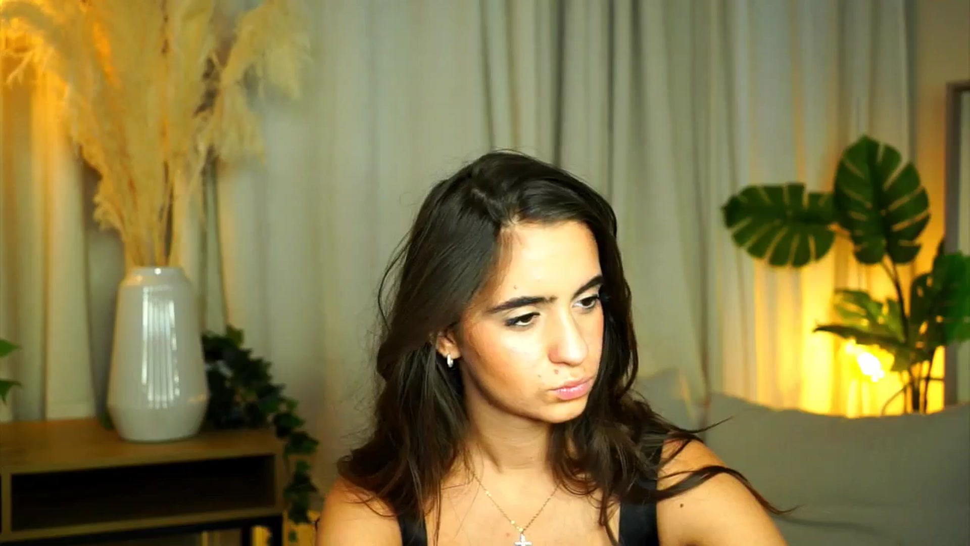 Gallery image thumbnail from milkyway_'s myfreecams stream on, 08/11/2025, 21:22 image 16 of 20