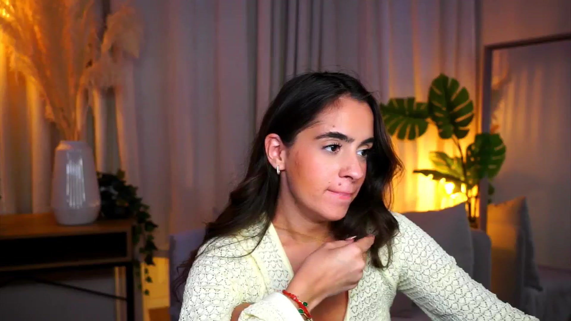 Gallery image thumbnail from milkyway_'s myfreecams stream on, 08/13/2025, 19:51 image 3 of 20