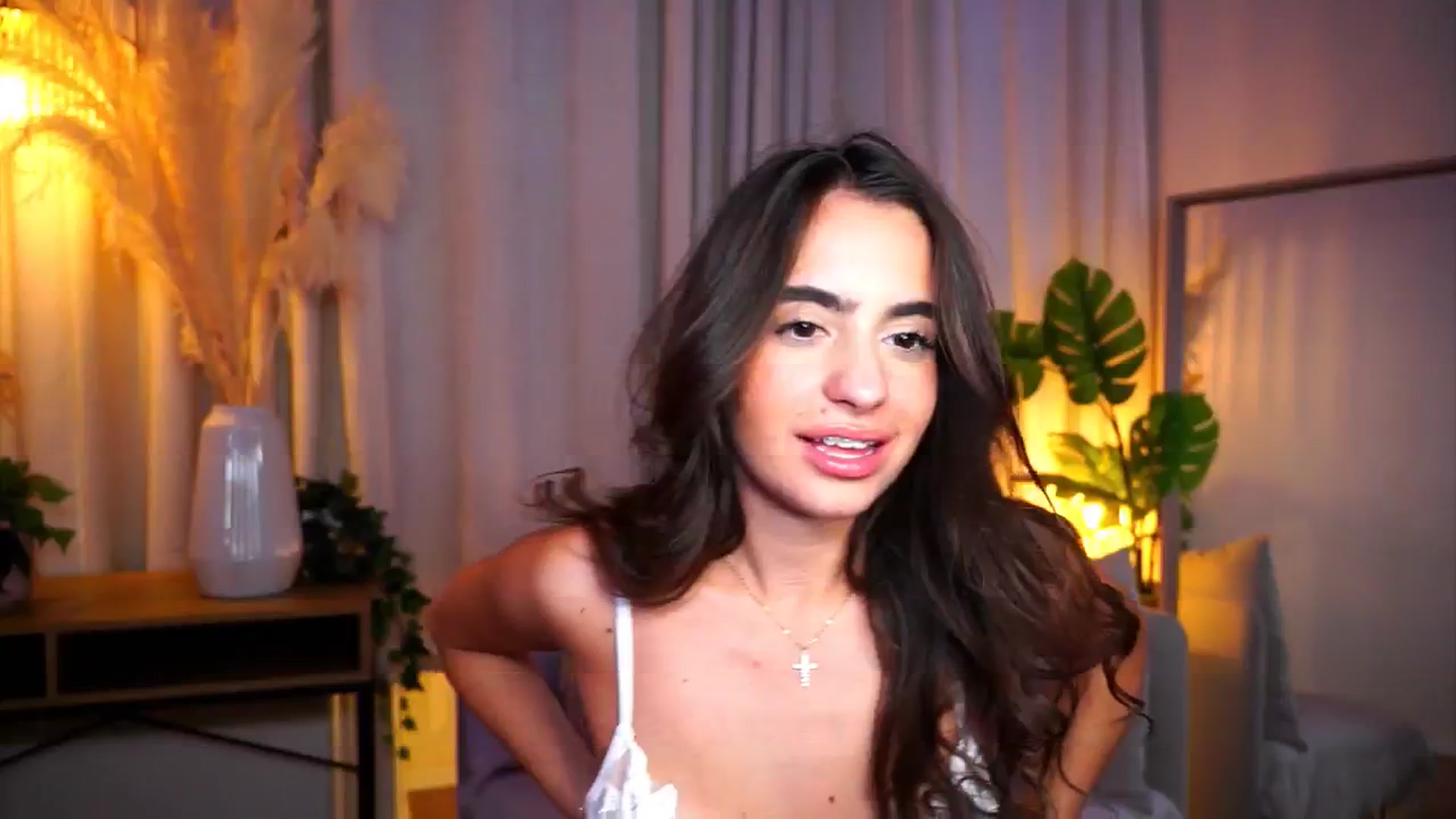 Gallery image thumbnail from milkyway_'s myfreecams stream on, 08/13/2025, 21:41 image 4 of 20