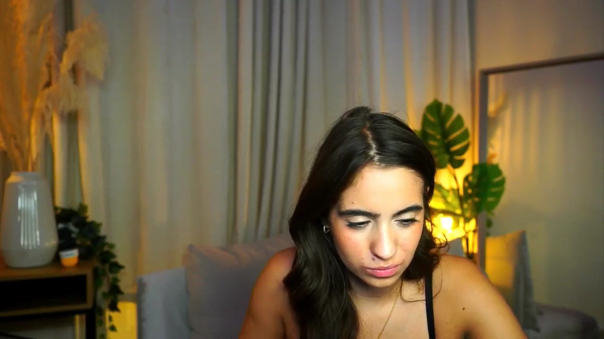 Gallery image thumbnail from milkyway_'s myfreecams stream on, 08/14/2025, 18:39 image 19 of 20