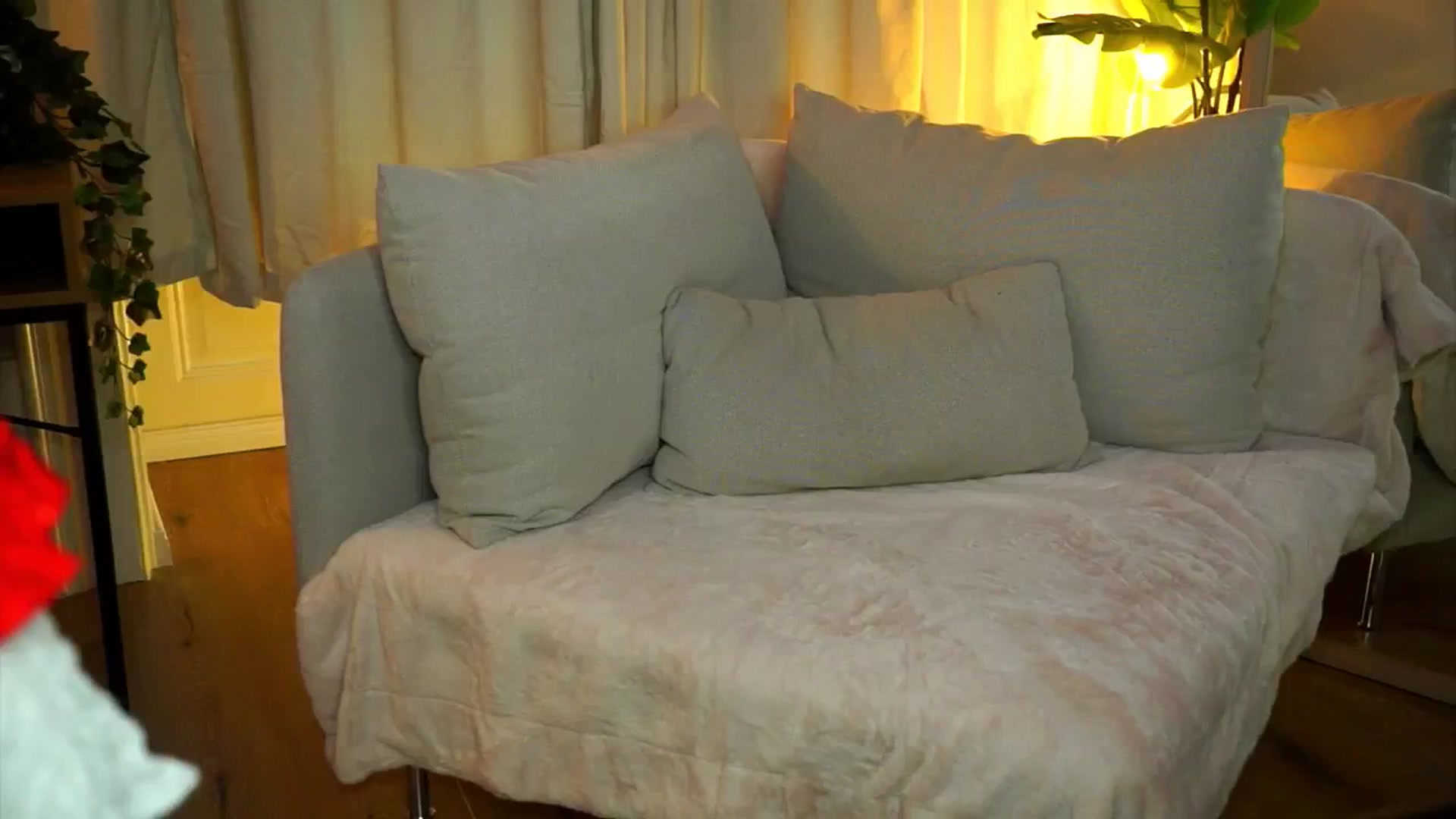 Gallery image thumbnail from milkyway_'s myfreecams stream on, 08/17/2025, 17:46 image 5 of 20