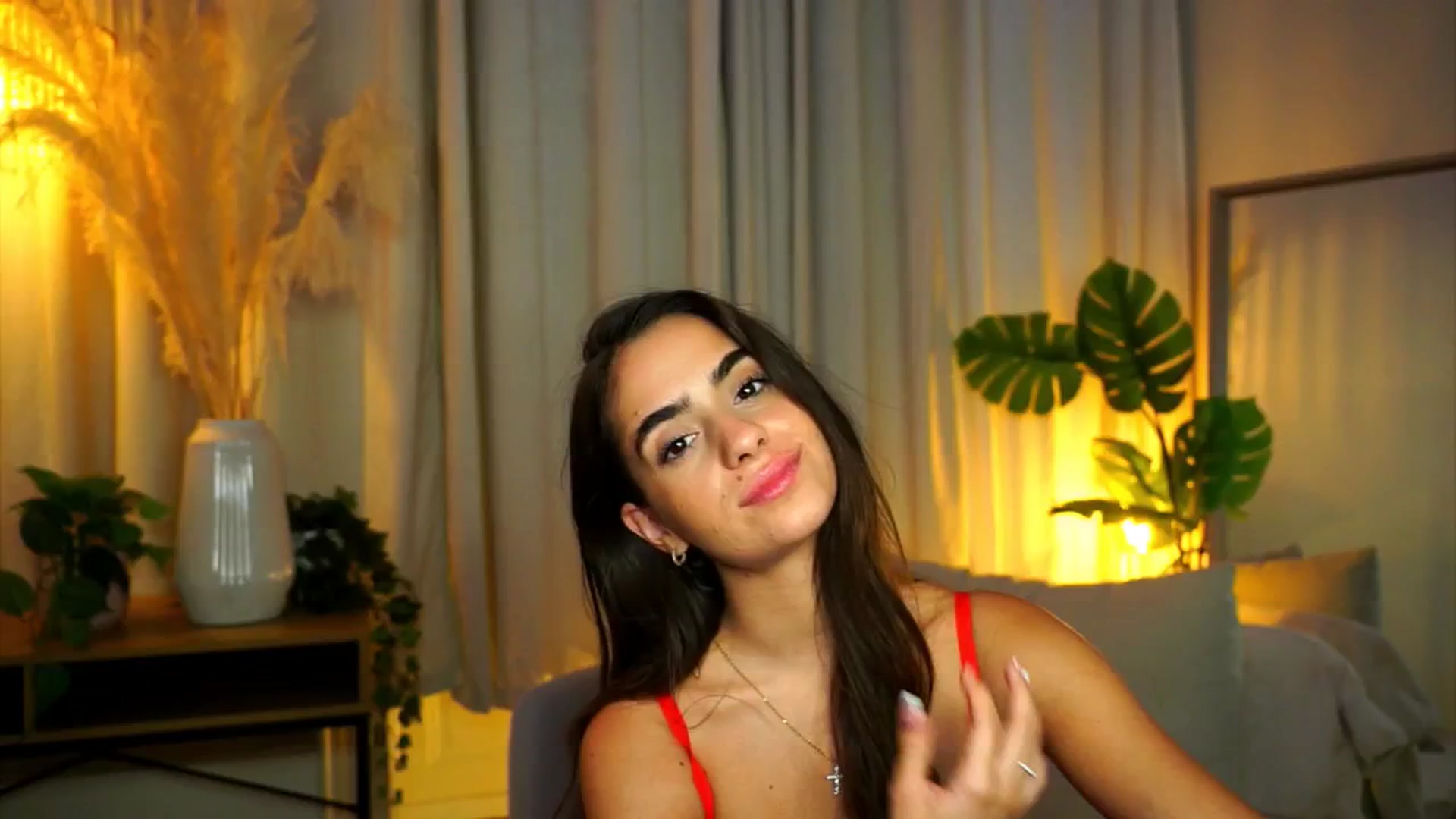 Gallery image thumbnail from milkyway_'s myfreecams stream on, 08/17/2025, 21:33 image 4 of 20