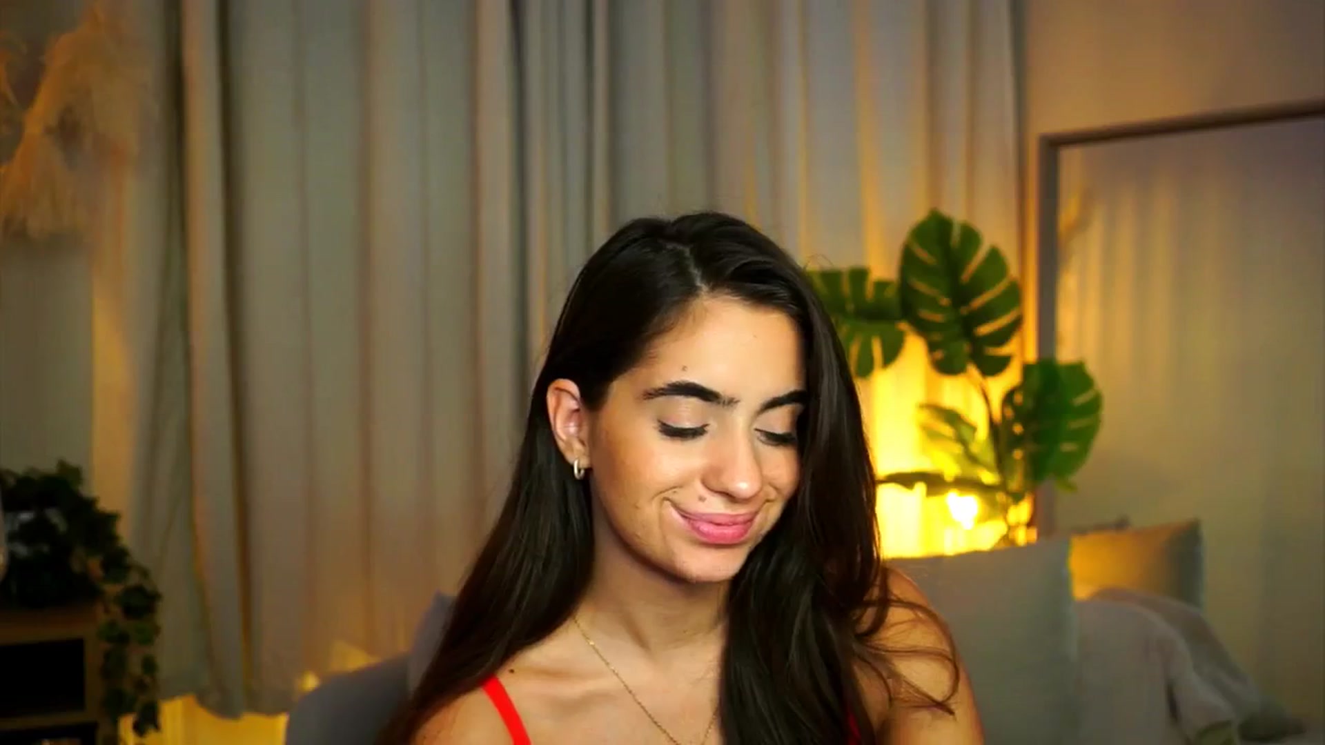 Gallery image thumbnail from milkyway_'s myfreecams stream on, 08/17/2025, 21:33 image 18 of 20