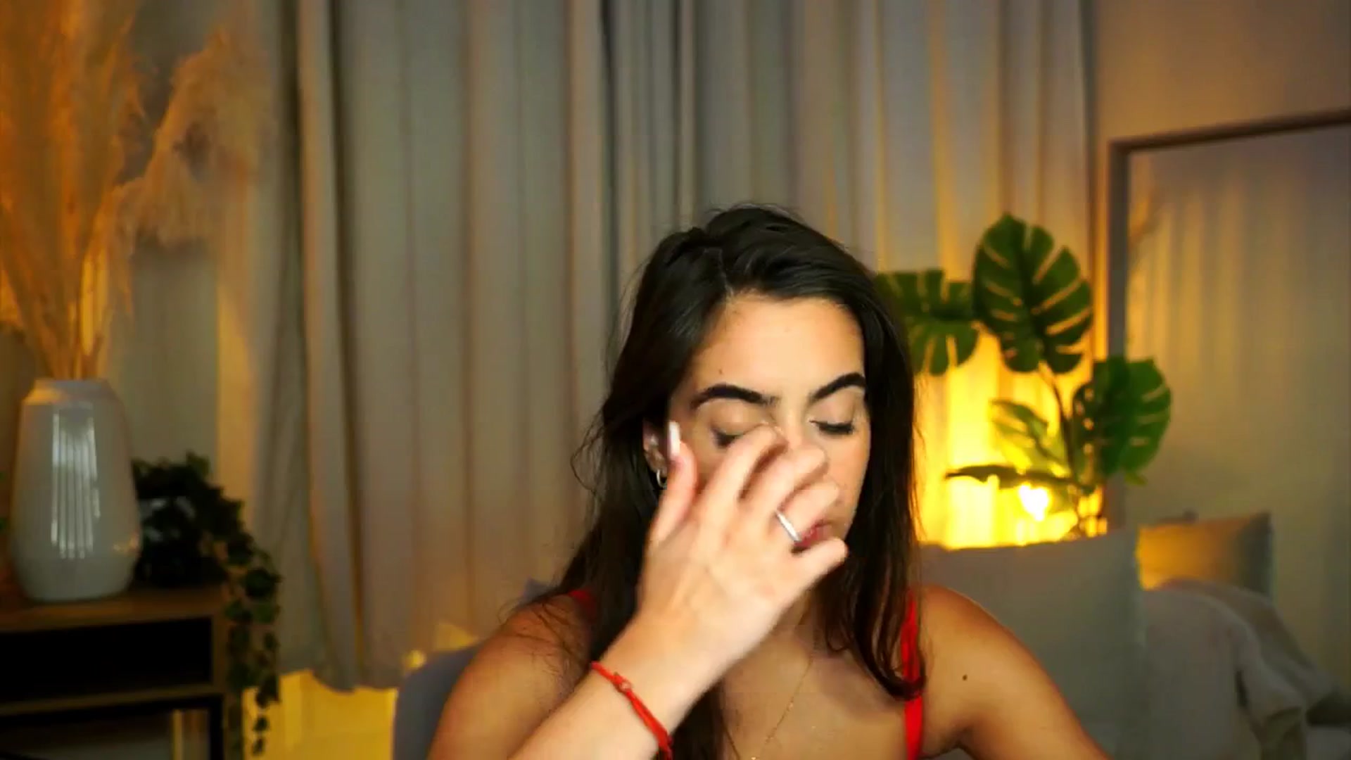 Gallery image thumbnail from milkyway_'s myfreecams stream on, 08/17/2025, 21:33 image 12 of 20