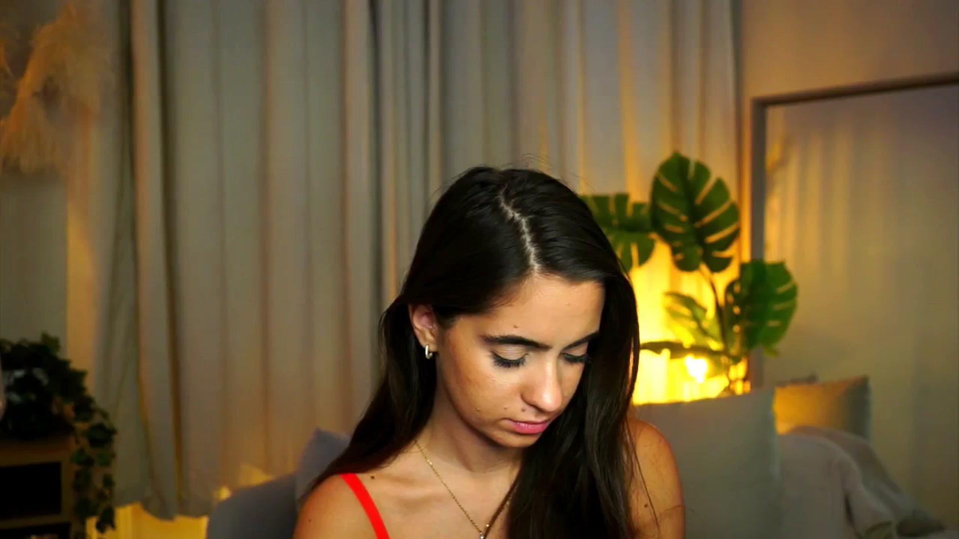 Gallery image thumbnail from milkyway_'s myfreecams stream on, 08/17/2025, 21:33 image 17 of 20