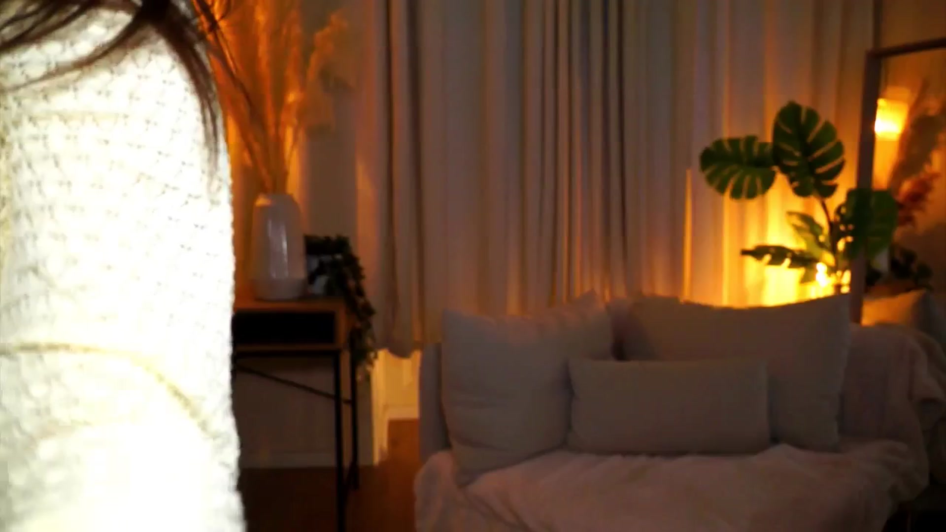Gallery image thumbnail from milkyway_'s myfreecams stream on, 08/24/2025, 18:37 image 4 of 20
