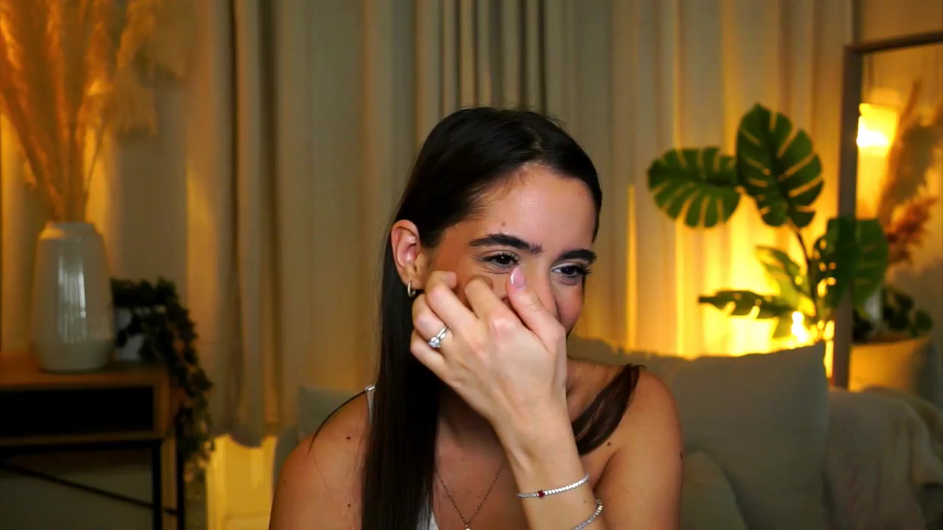 Gallery image thumbnail from milkyway_'s myfreecams stream on, 08/24/2025, 19:43 image 19 of 20