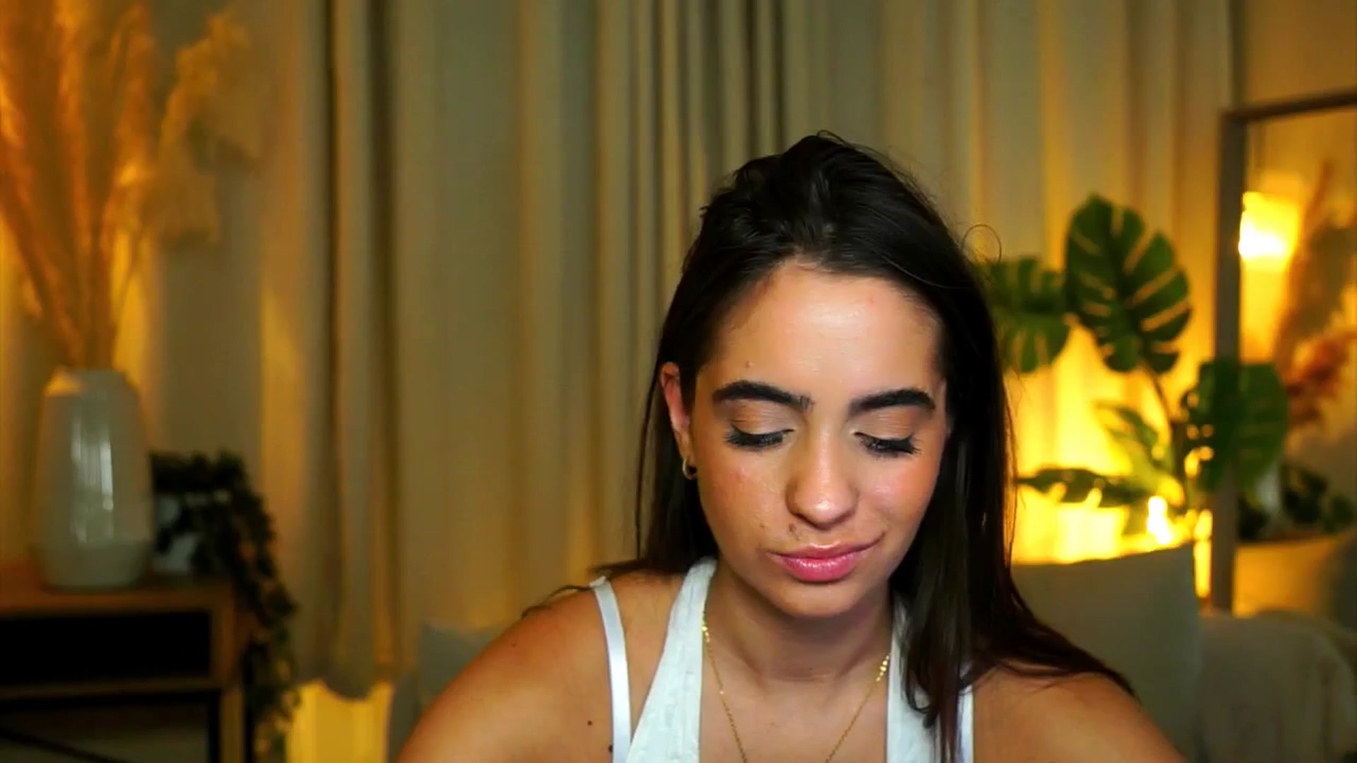 Gallery image thumbnail from milkyway_'s myfreecams stream on, 08/24/2025, 21:26 image 14 of 20