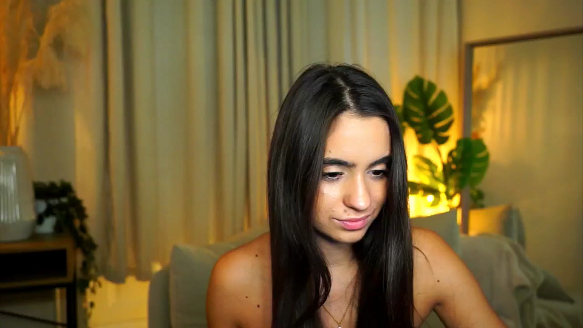 Gallery image thumbnail from milkyway_'s myfreecams stream on, 08/25/2025, 16:51 image 19 of 20