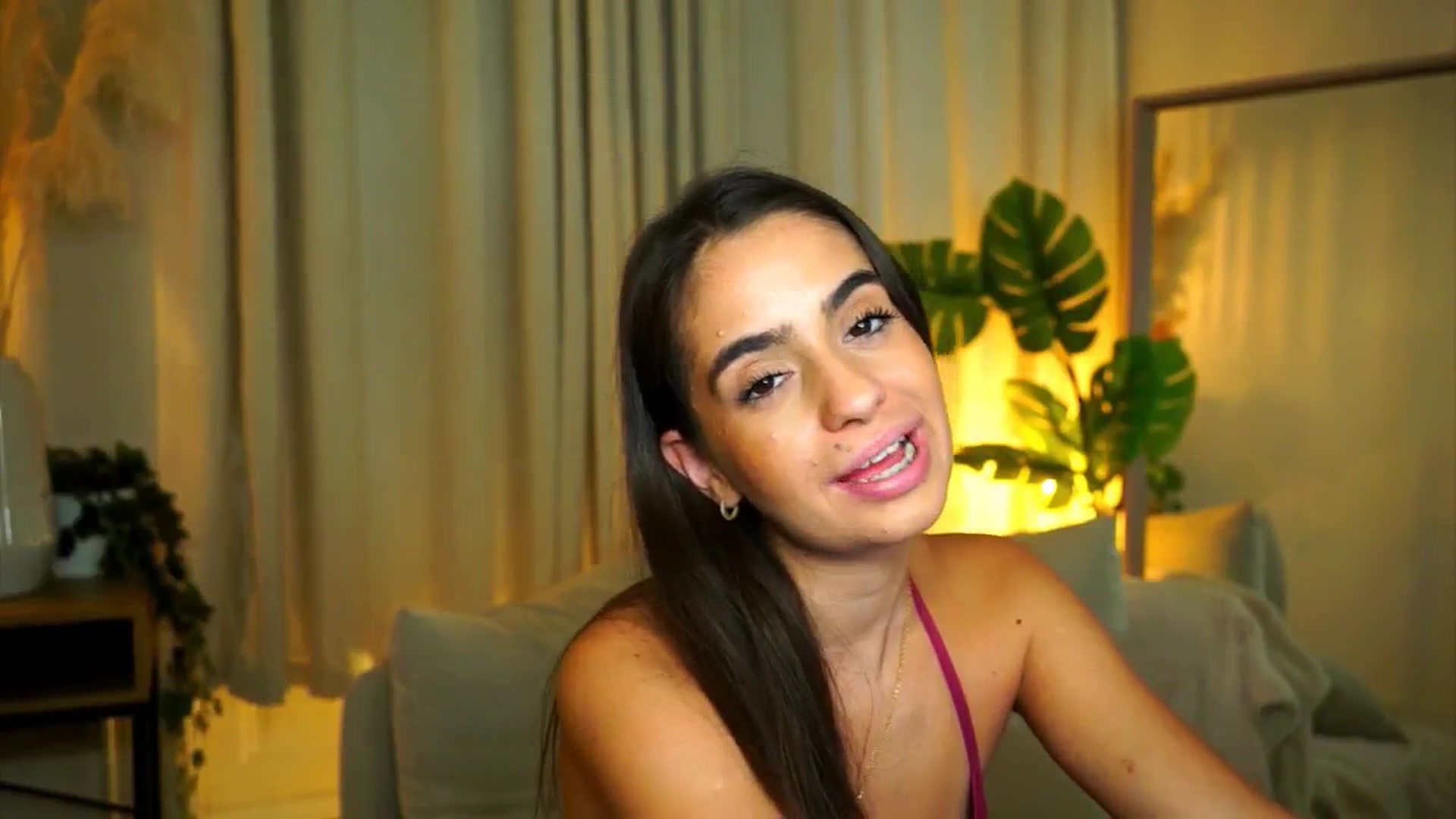 Gallery image thumbnail from milkyway_'s myfreecams stream on, 08/25/2025, 17:59 image 2 of 20