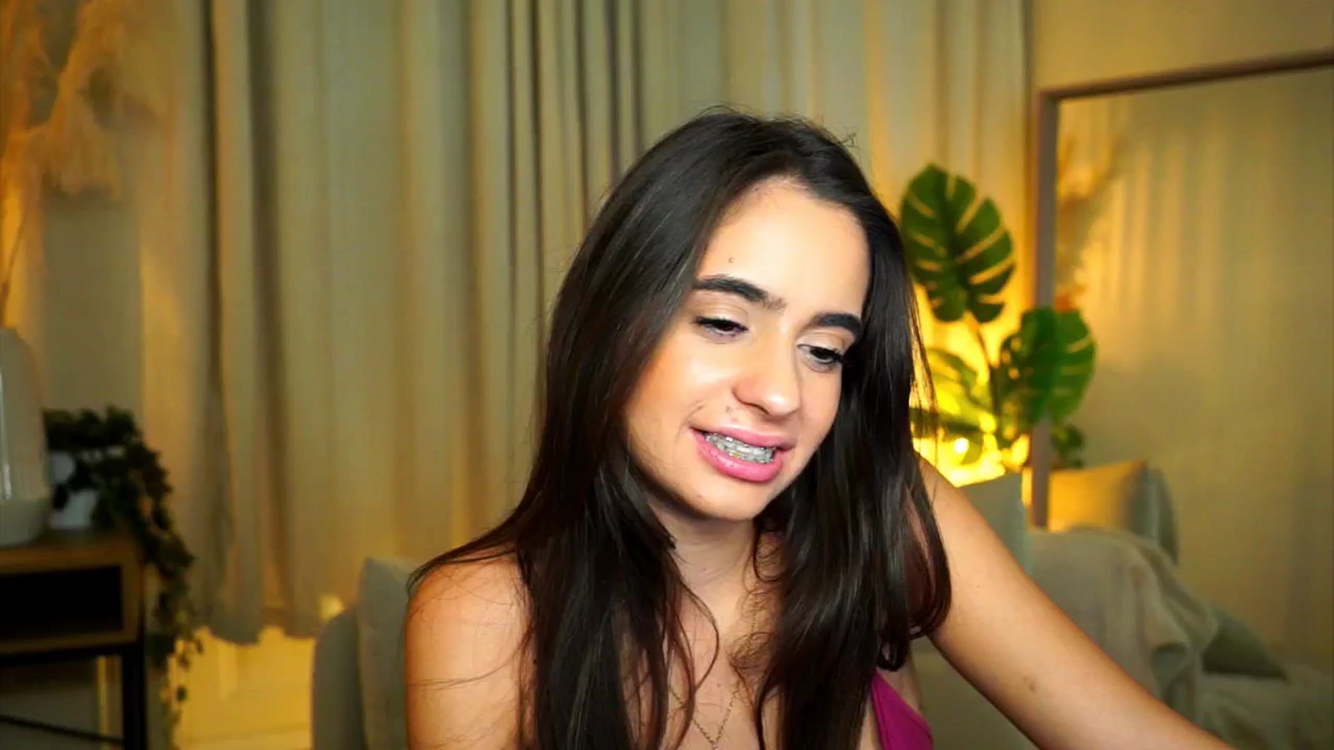 Gallery image thumbnail from milkyway_'s myfreecams stream on, 08/25/2025, 17:59 image 1 of 20