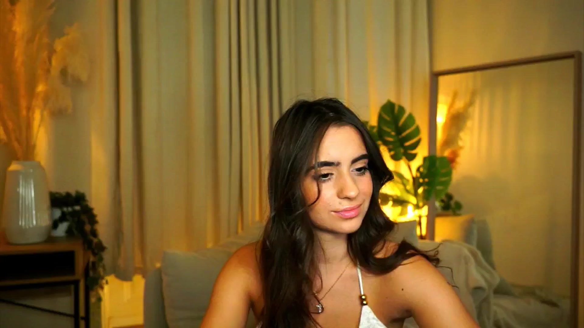 Gallery image thumbnail from milkyway_'s myfreecams stream on, 08/26/2025, 18:34 image 2 of 20