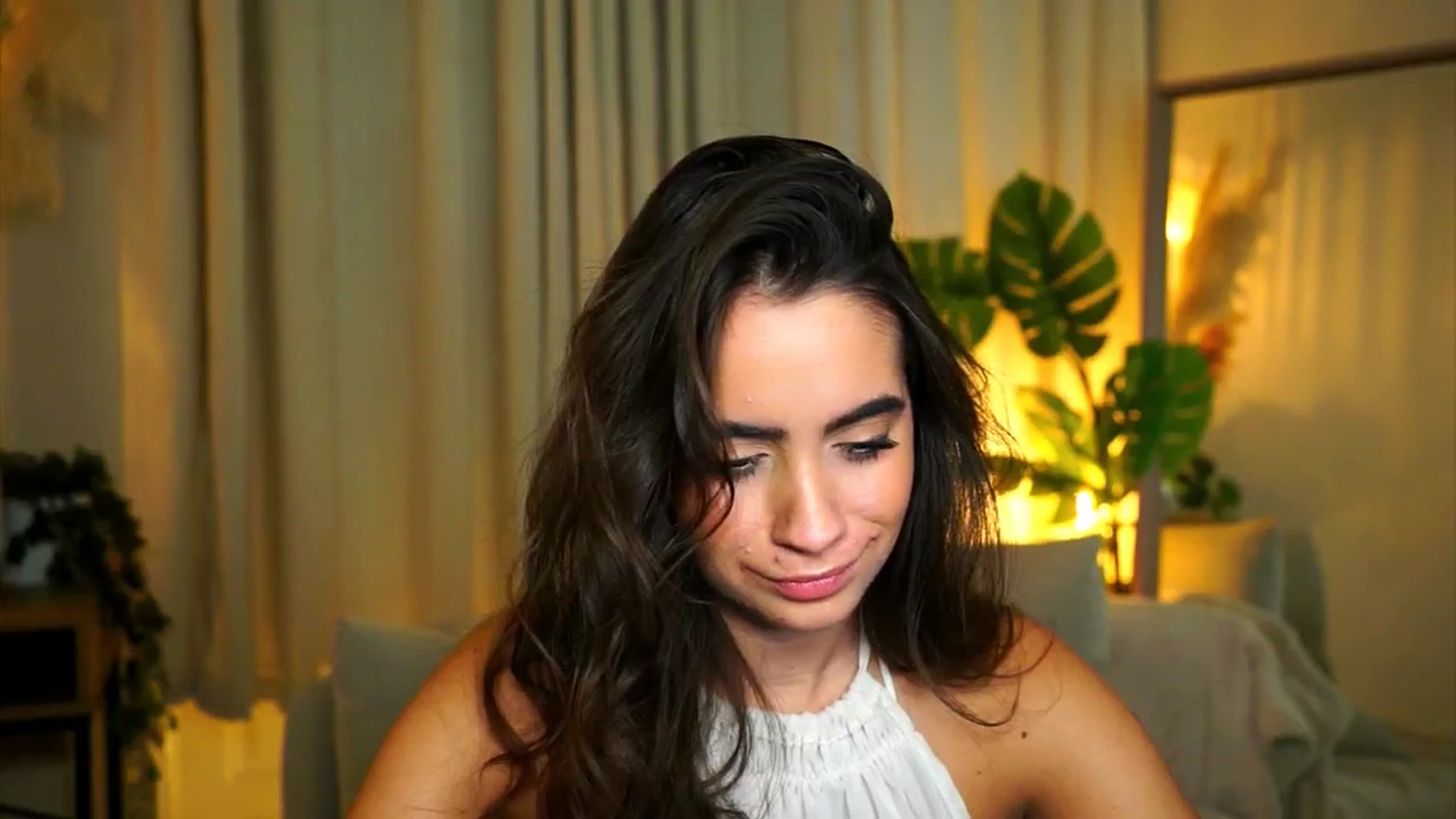 Gallery image thumbnail from milkyway_'s myfreecams stream on, 08/26/2025, 21:08 image 7 of 20