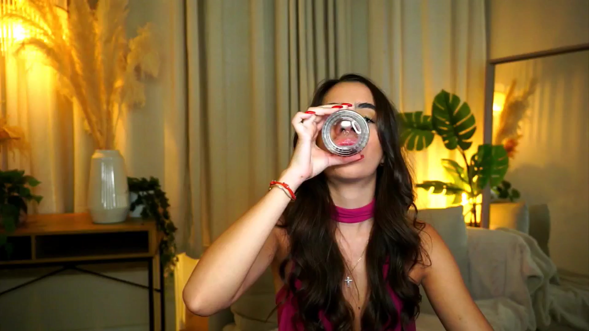 Gallery image thumbnail from milkyway_'s myfreecams stream on, 08/28/2025, 18:46 image 14 of 20