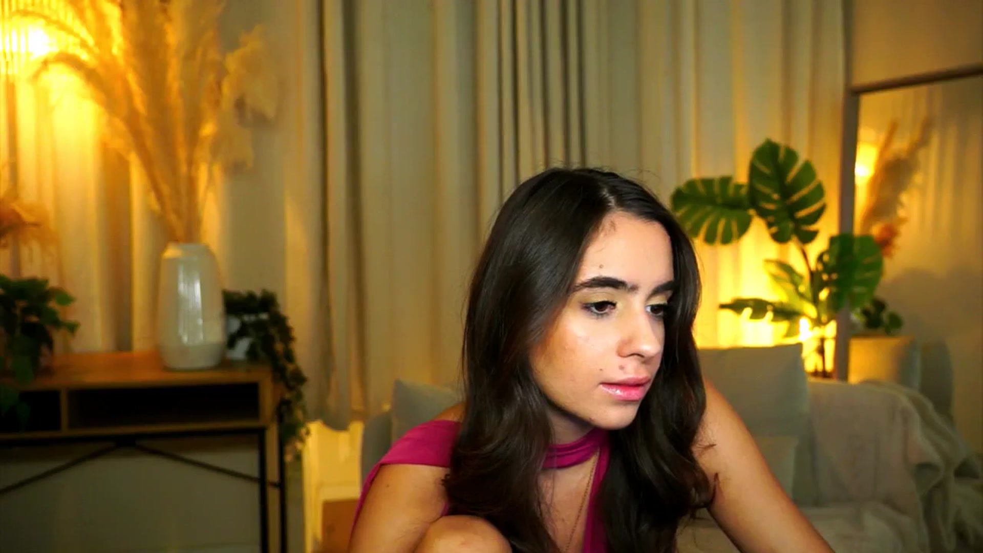 Gallery image thumbnail from milkyway_'s myfreecams stream on, 08/28/2025, 19:34 image 16 of 20