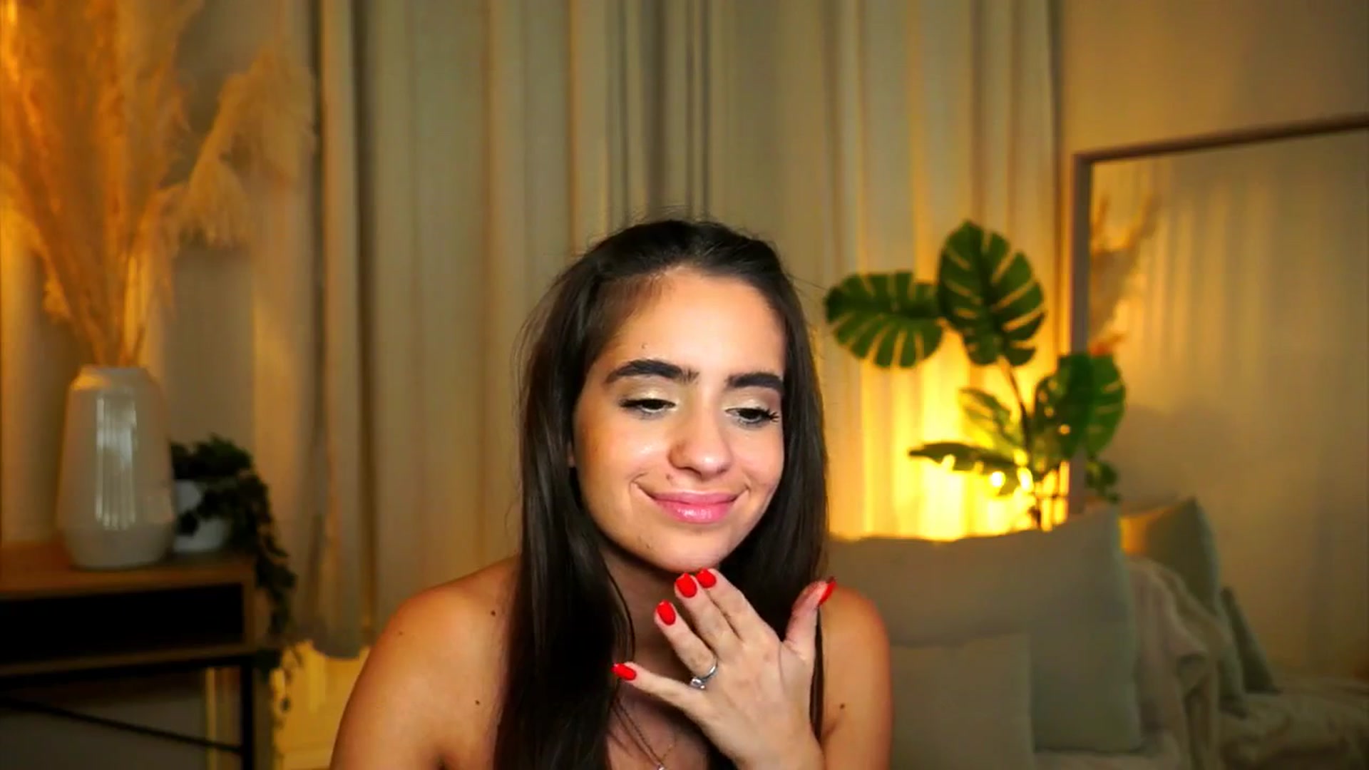 Gallery image thumbnail from milkyway_'s myfreecams stream on, 08/29/2025, 20:12 image 8 of 20