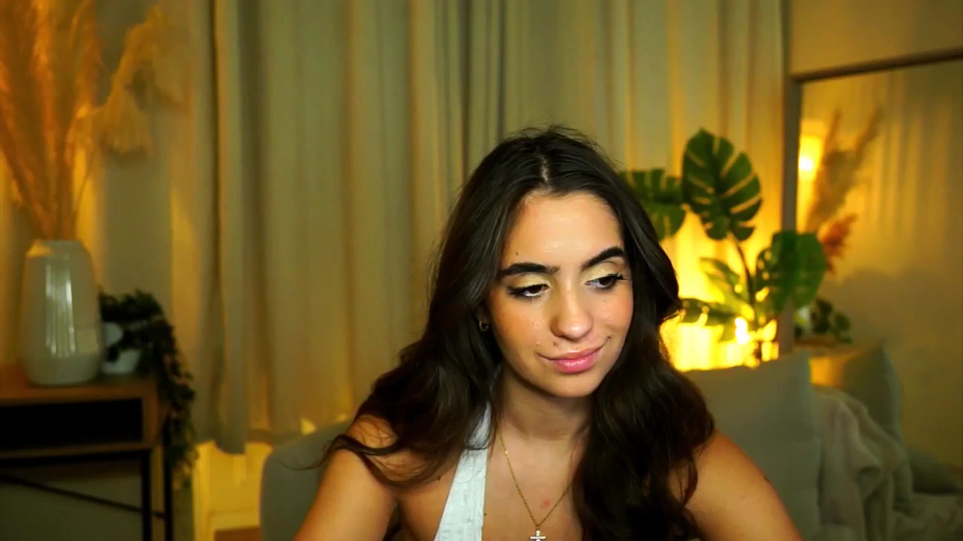 Gallery image thumbnail from milkyway_'s myfreecams stream on, 09/01/2025, 18:11 image 17 of 20