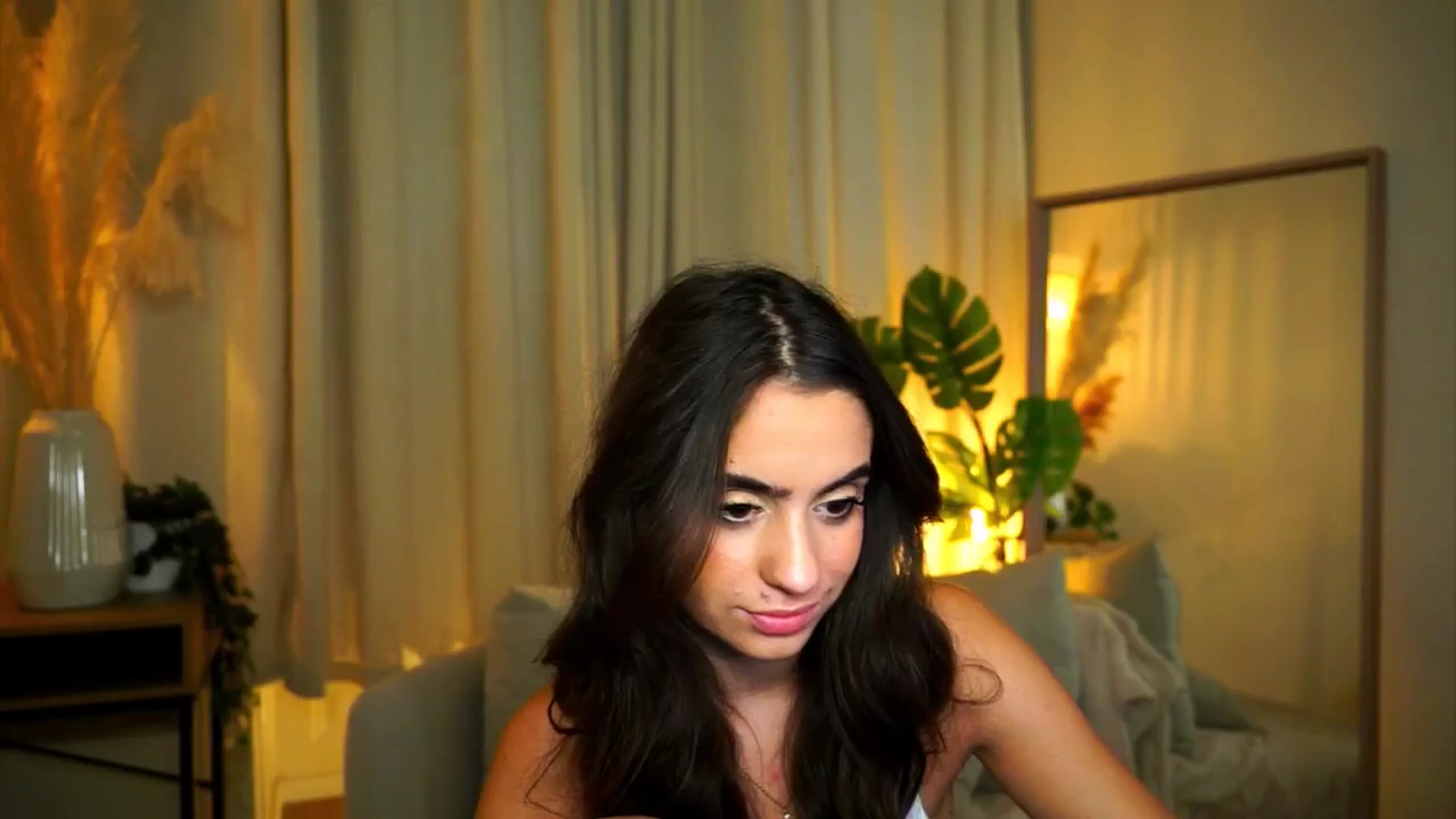 Gallery image thumbnail from milkyway_'s myfreecams stream on, 09/01/2025, 18:11 image 12 of 20