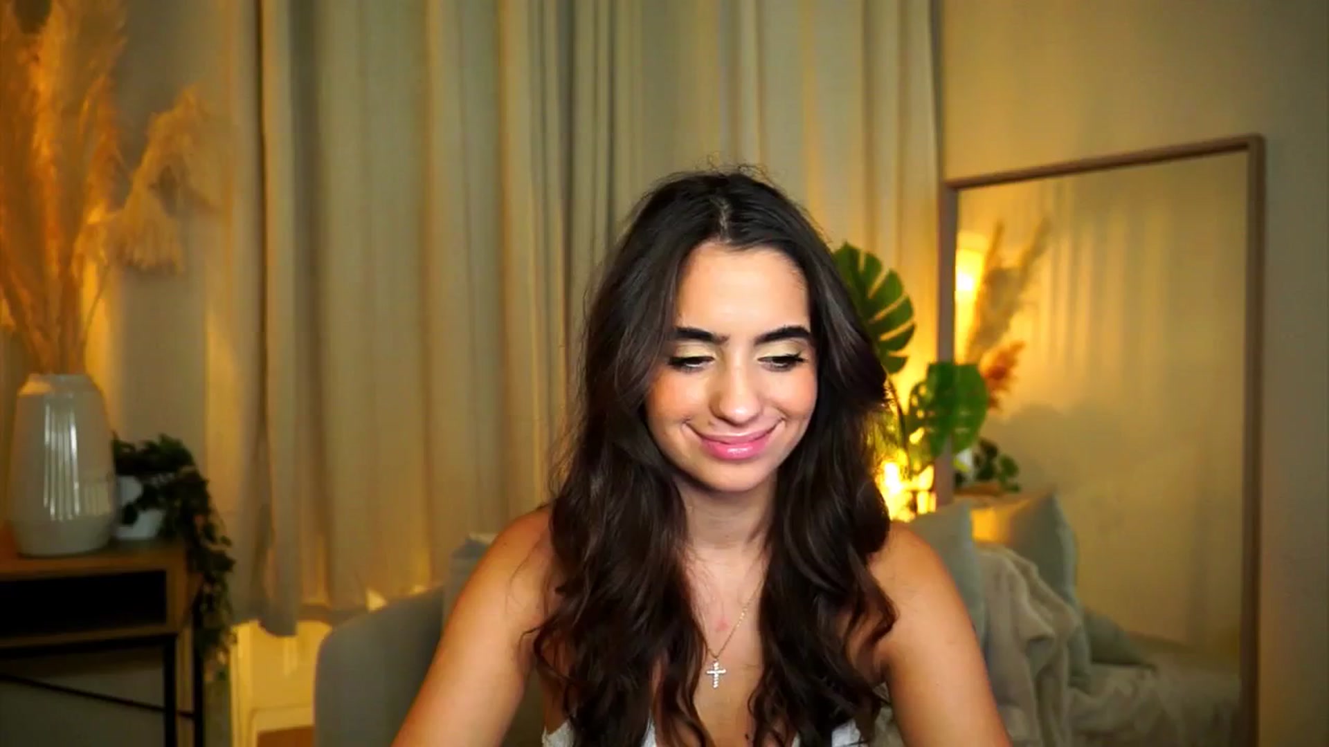 Gallery image thumbnail from milkyway_'s myfreecams stream on, 09/01/2025, 18:11 image 11 of 20