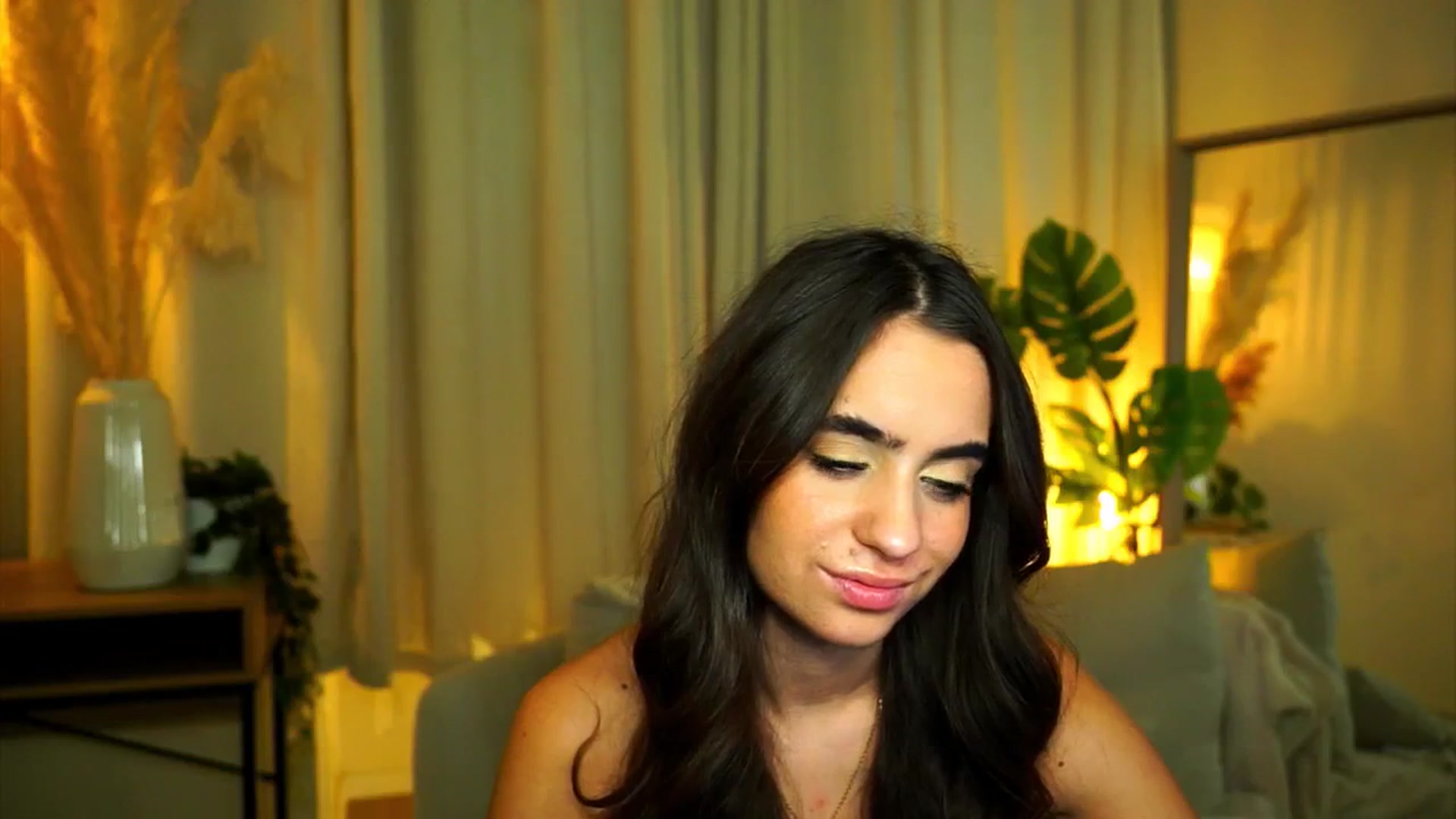 Gallery image thumbnail from milkyway_'s myfreecams stream on, 09/01/2025, 21:09 image 7 of 20