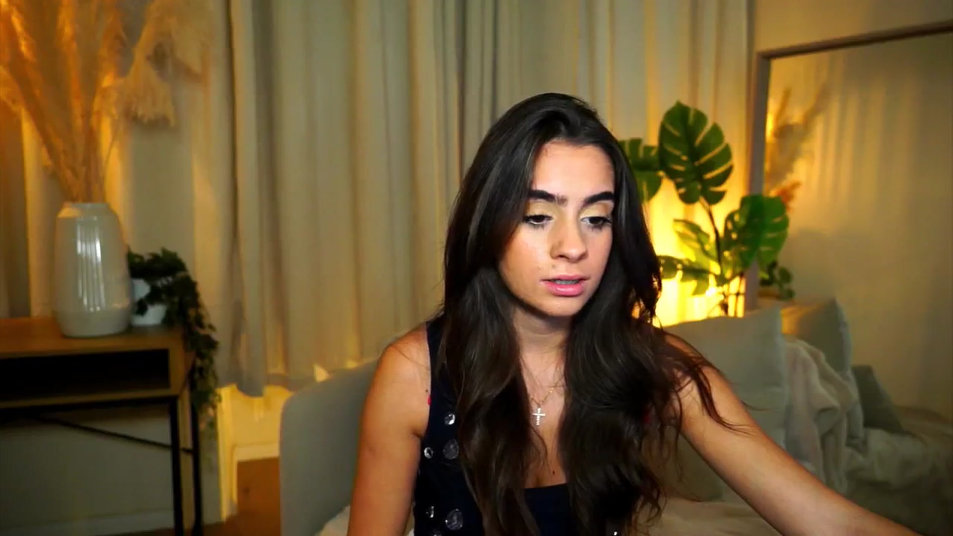 Gallery image thumbnail from milkyway_'s myfreecams stream on, 09/02/2025, 19:11 image 10 of 20