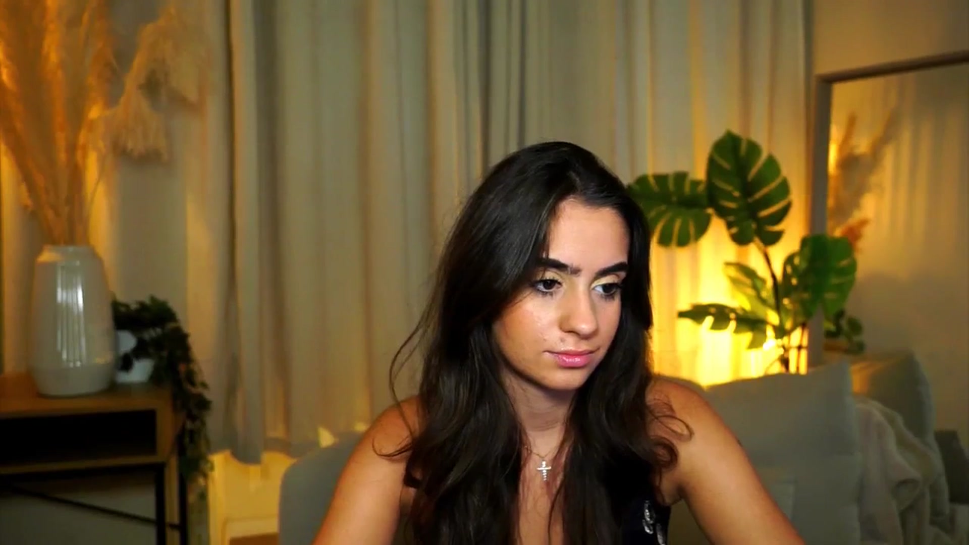 Gallery image thumbnail from milkyway_'s myfreecams stream on, 09/02/2025, 19:11 image 6 of 20