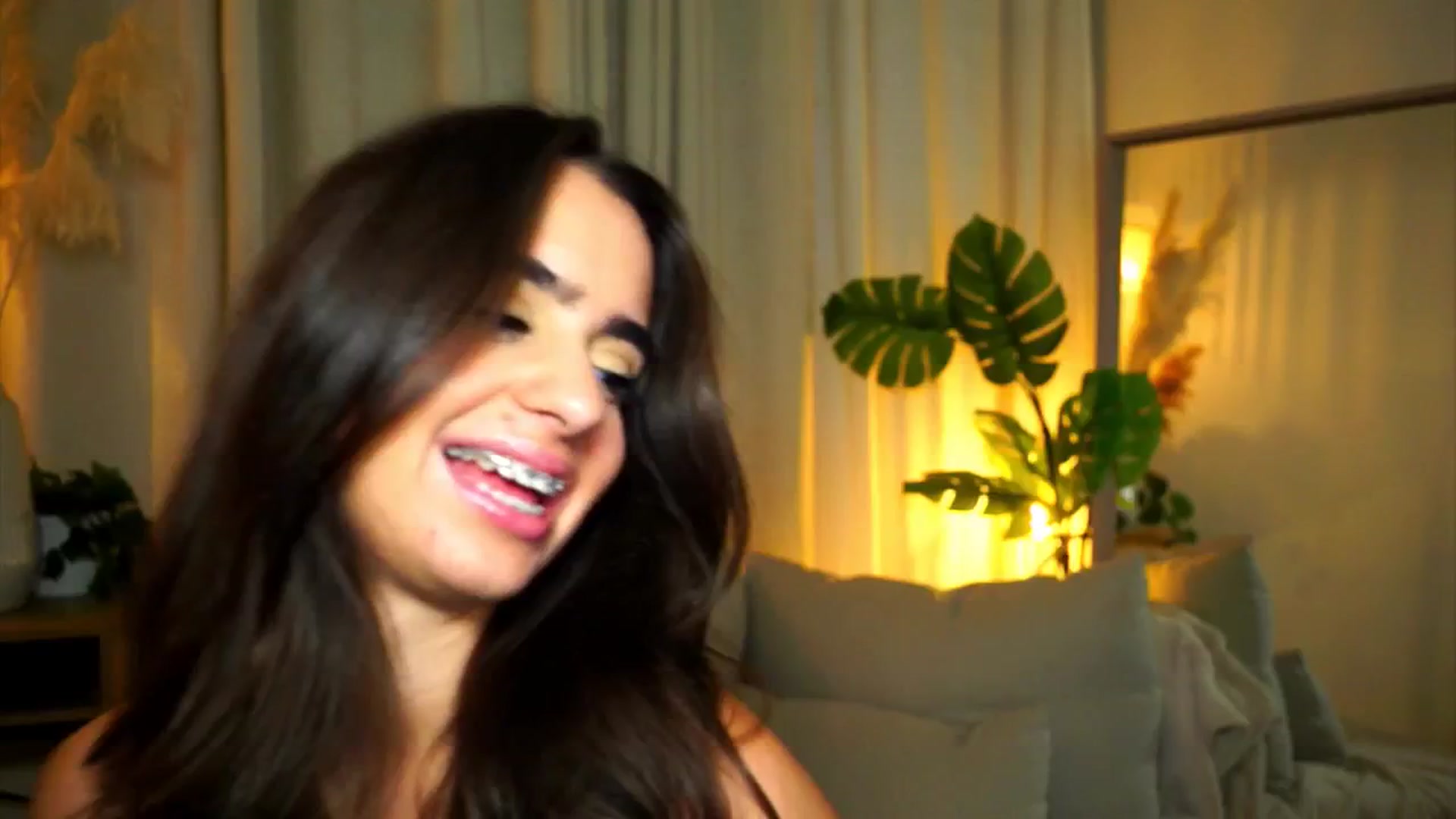 Gallery image thumbnail from milkyway_'s myfreecams stream on, 09/02/2025, 21:15 image 4 of 20