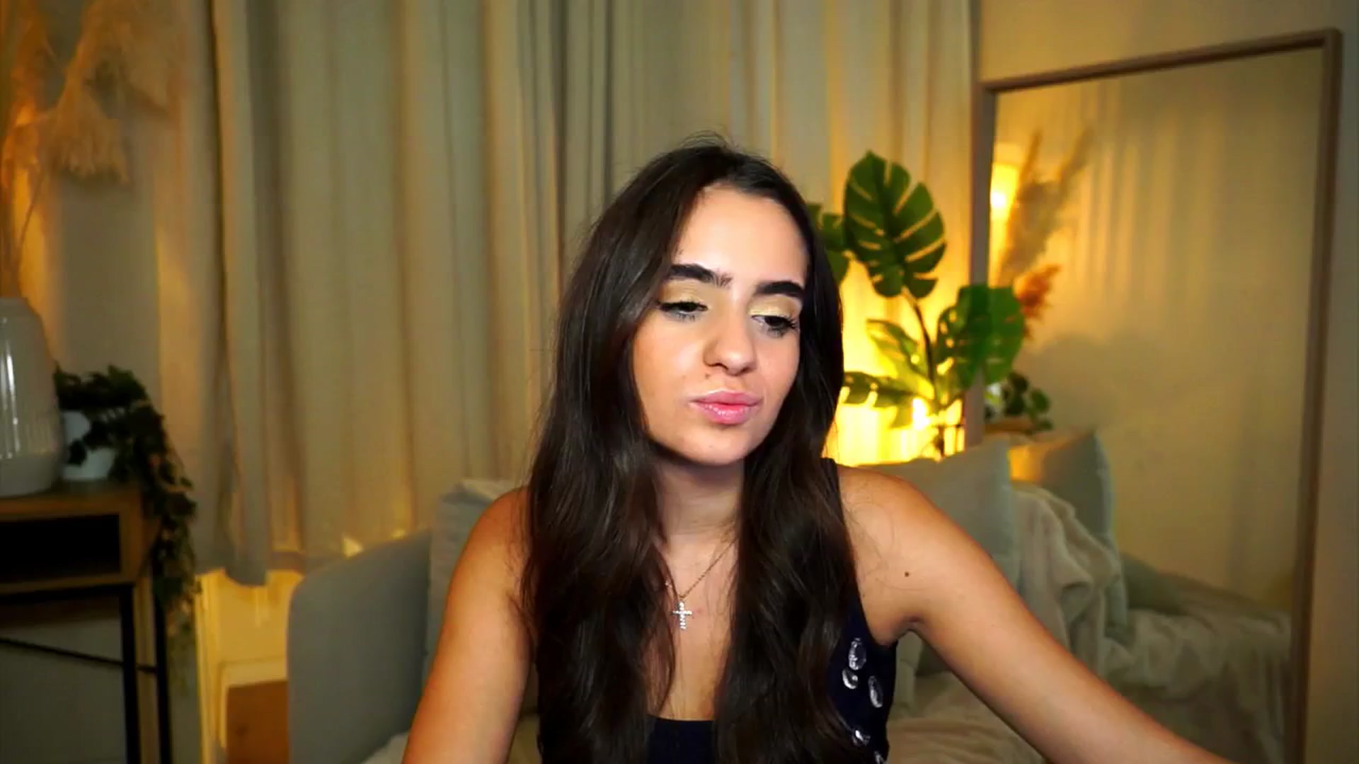 Gallery image thumbnail from milkyway_'s myfreecams stream on, 09/02/2025, 21:15 image 11 of 20