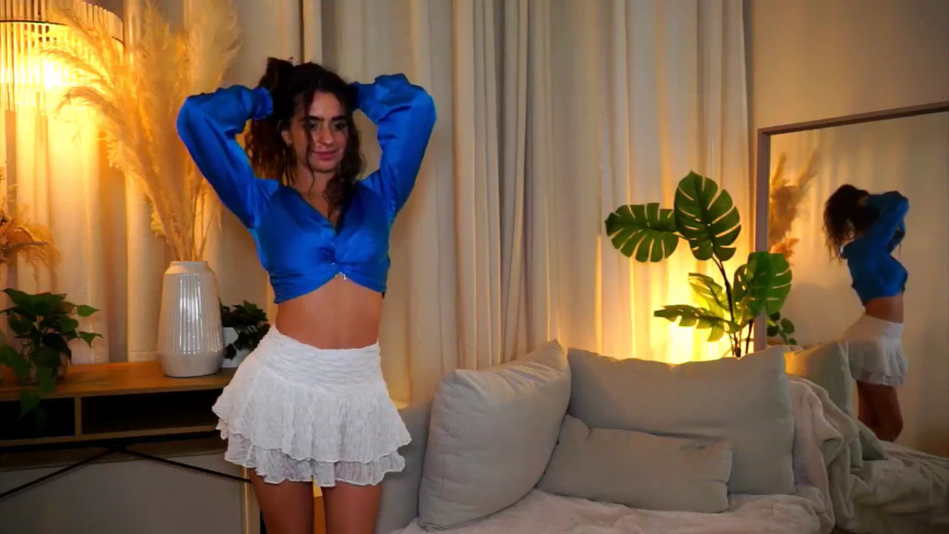 Gallery image thumbnail from milkyway_'s myfreecams stream on, 09/04/2025, 18:02 image 12 of 20