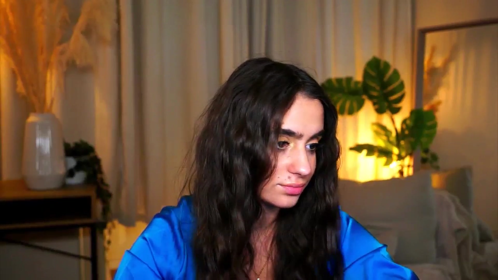 Gallery image thumbnail from milkyway_'s myfreecams stream on, 09/04/2025, 18:51 image 2 of 20