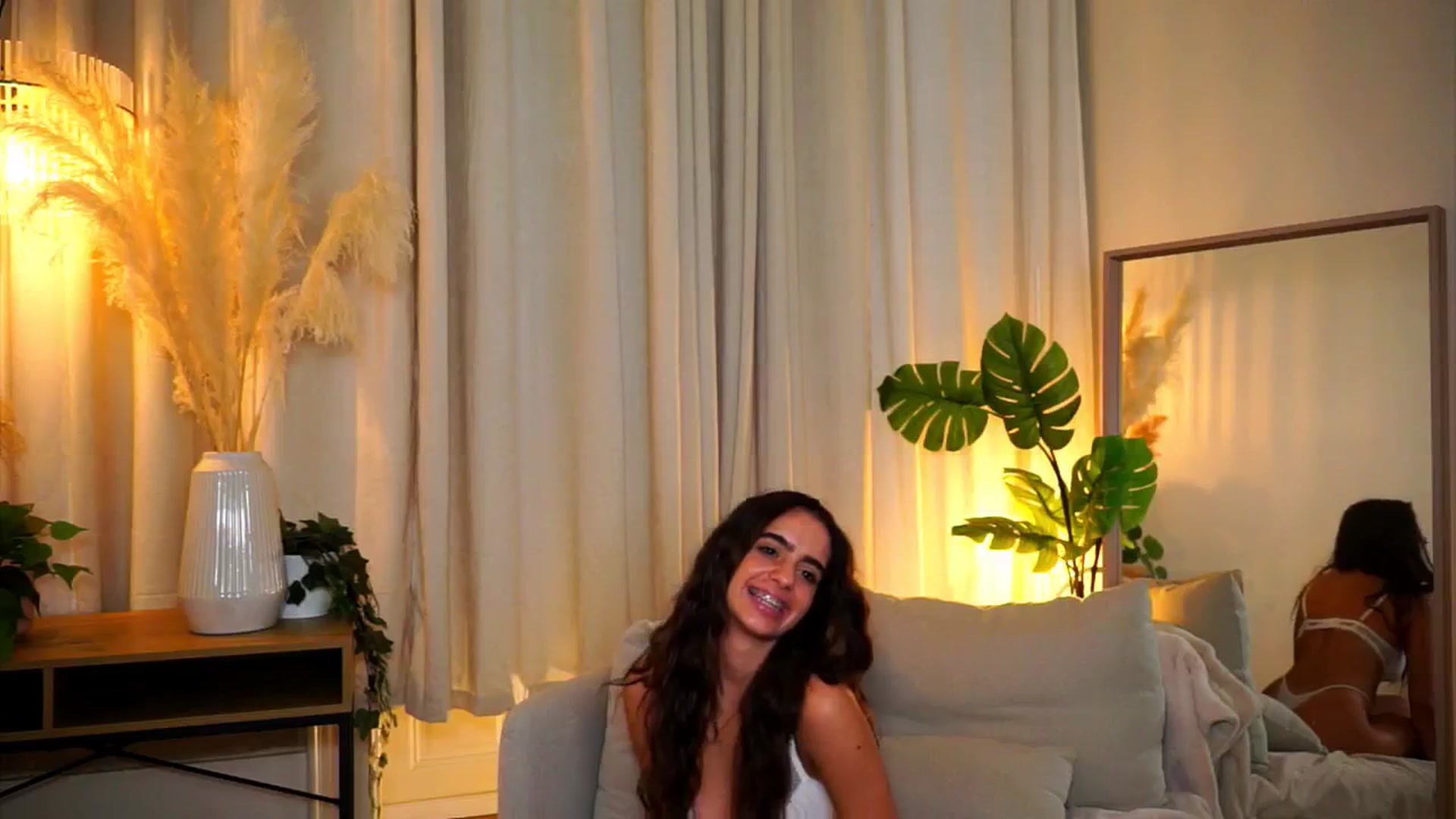 Gallery image thumbnail from milkyway_'s myfreecams stream on, 09/04/2025, 21:03 image 16 of 20