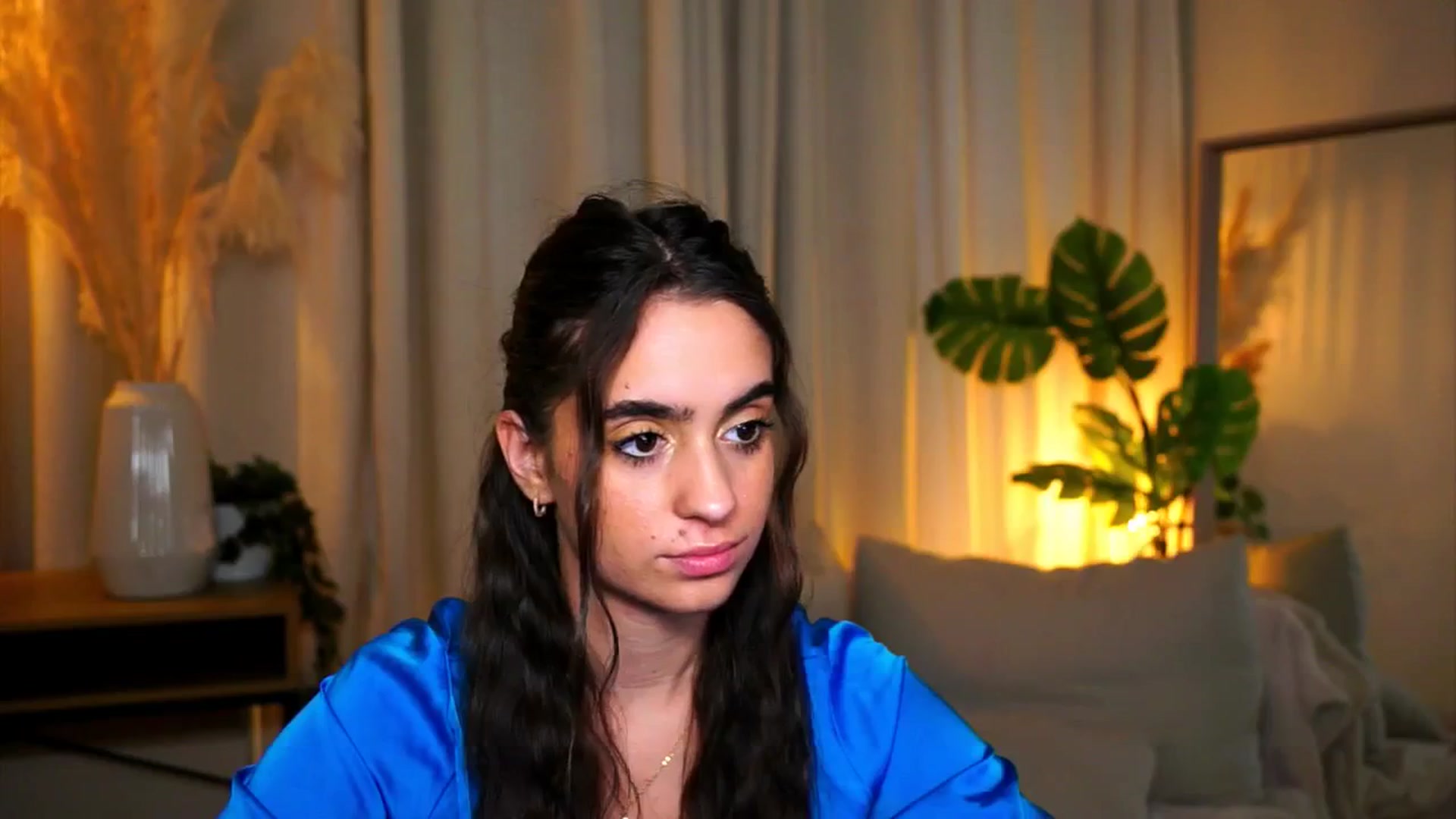 Gallery image thumbnail from milkyway_'s myfreecams stream on, 09/04/2025, 21:03 image 7 of 20