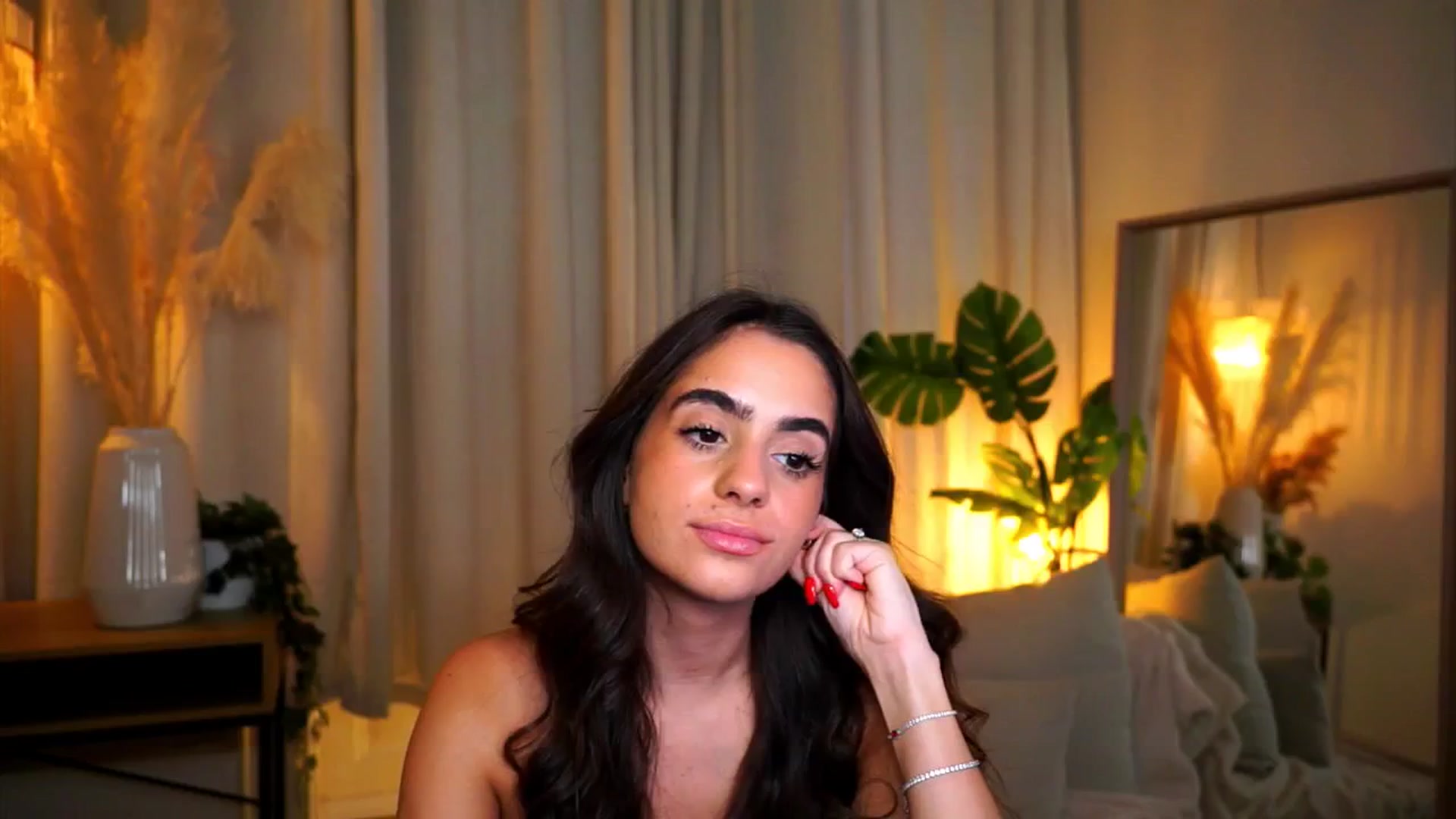 Gallery image thumbnail from milkyway_'s myfreecams stream on, 09/08/2025, 16:40 image 2 of 20