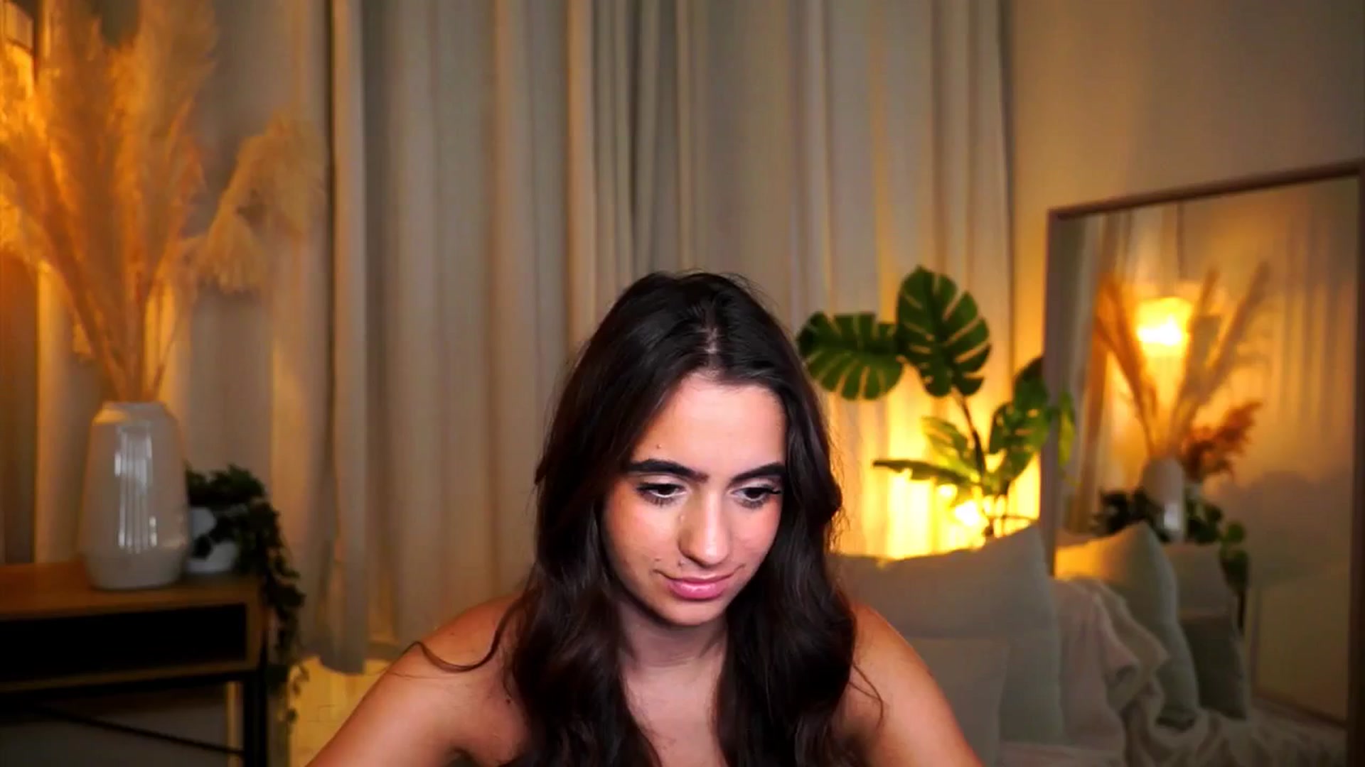 Gallery image thumbnail from milkyway_'s myfreecams stream on, 09/08/2025, 16:40 image 17 of 20