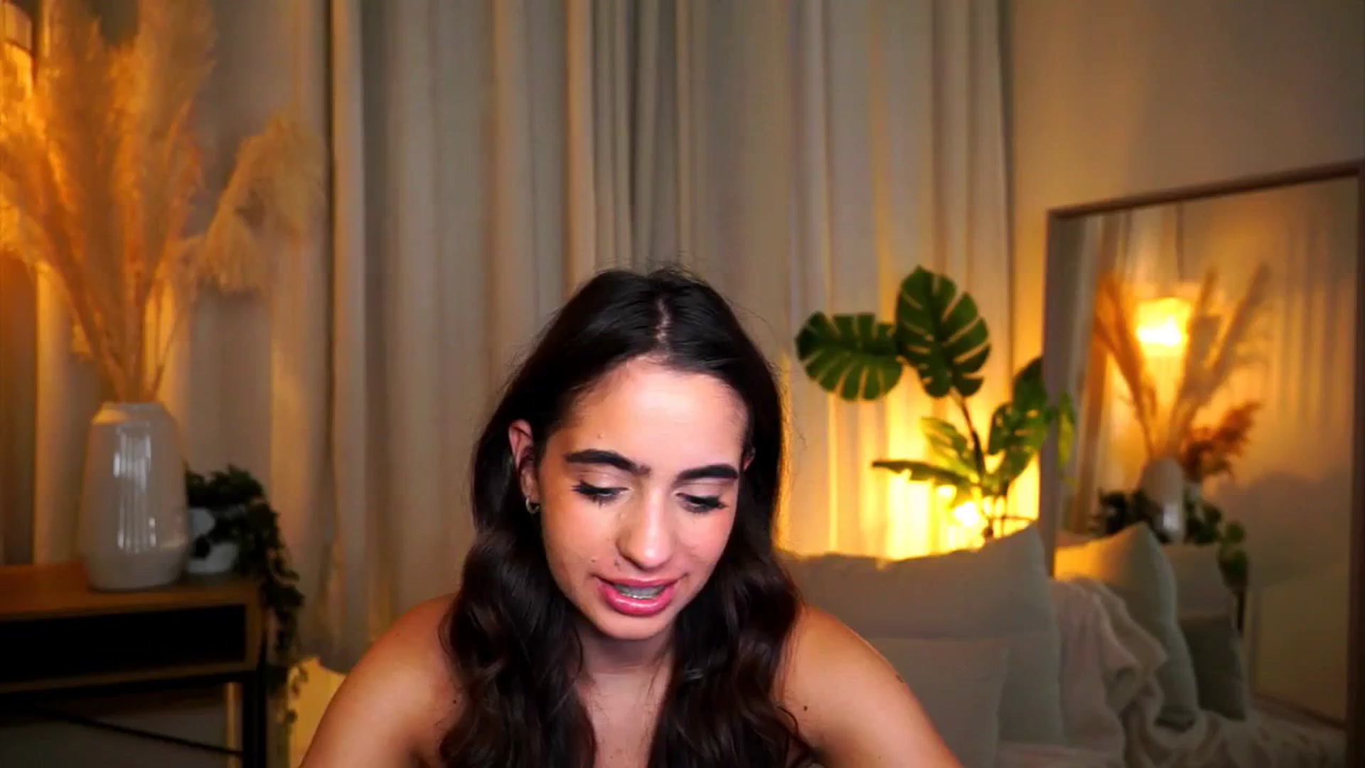 Gallery image thumbnail from milkyway_'s myfreecams stream on, 09/08/2025, 16:40 image 11 of 20