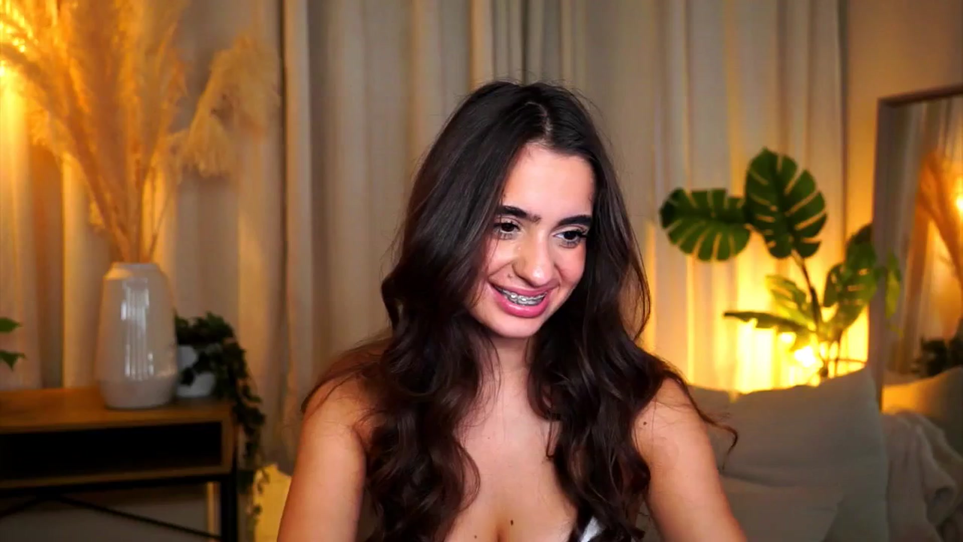 Gallery image thumbnail from milkyway_'s myfreecams stream on, 09/08/2025, 18:52 image 13 of 20