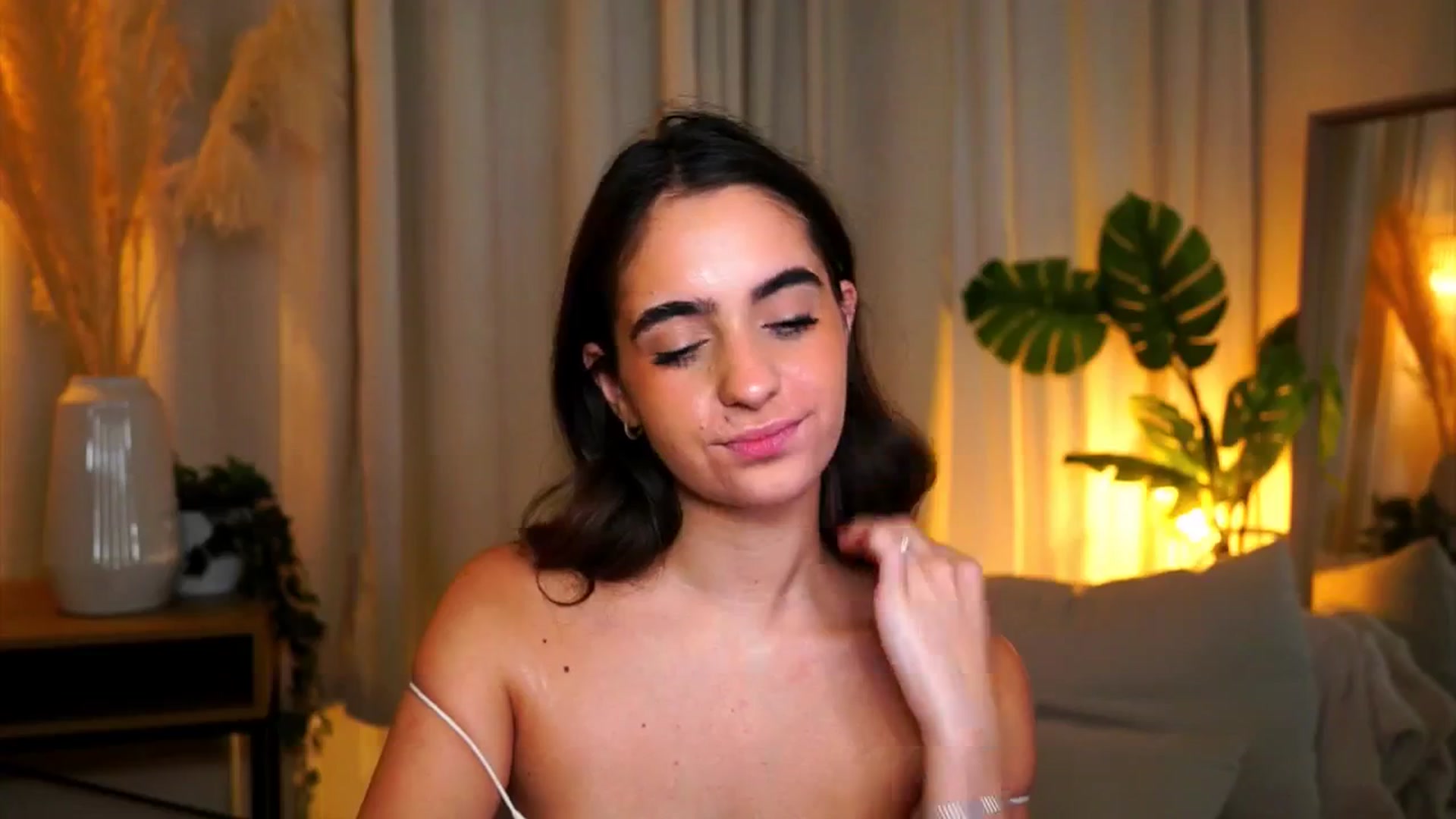 Gallery image thumbnail from milkyway_'s myfreecams stream on, 09/08/2025, 18:52 image 20 of 20