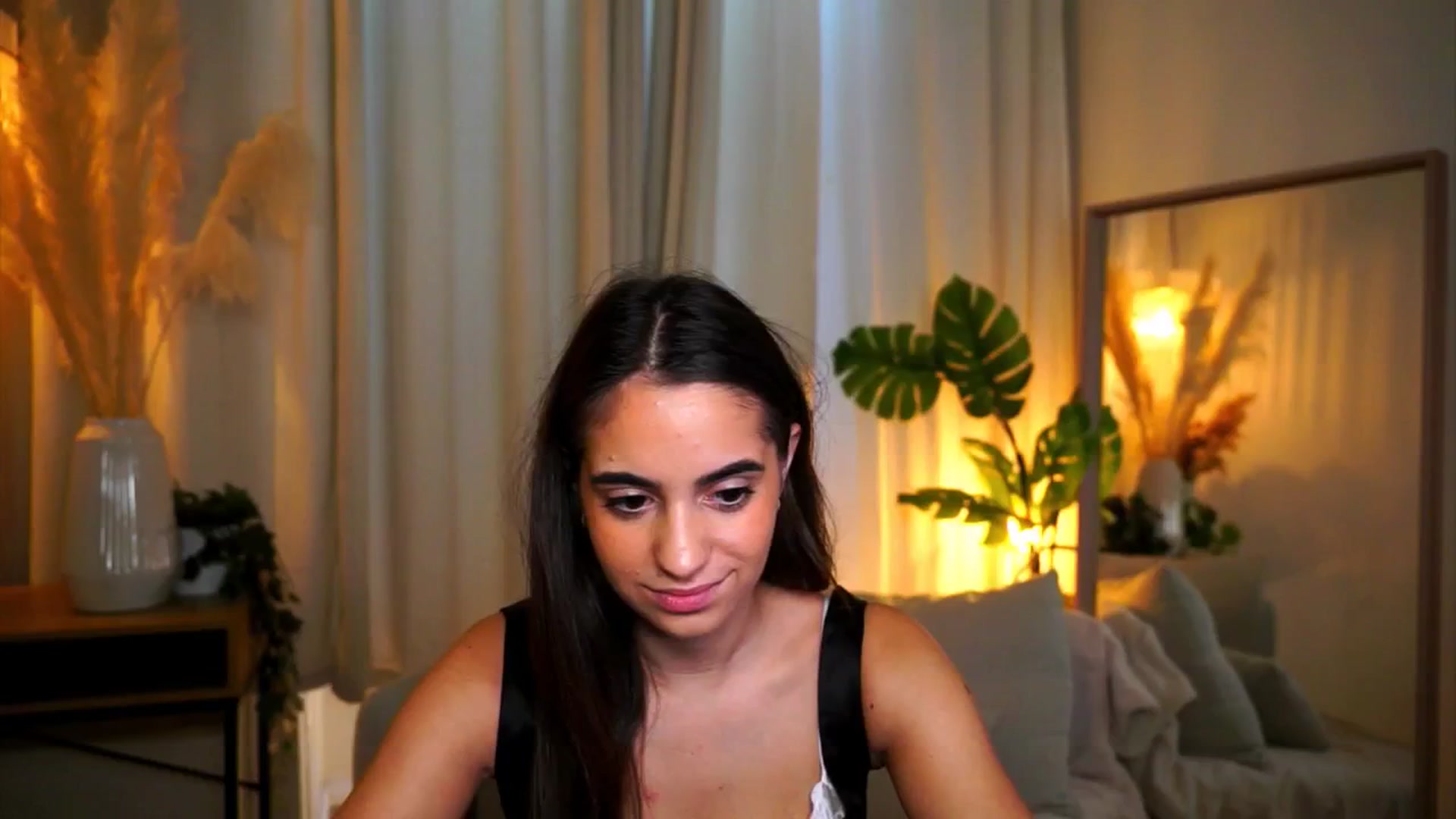 Gallery image thumbnail from milkyway_'s myfreecams stream on, 09/10/2025, 10:26 image 1 of 20