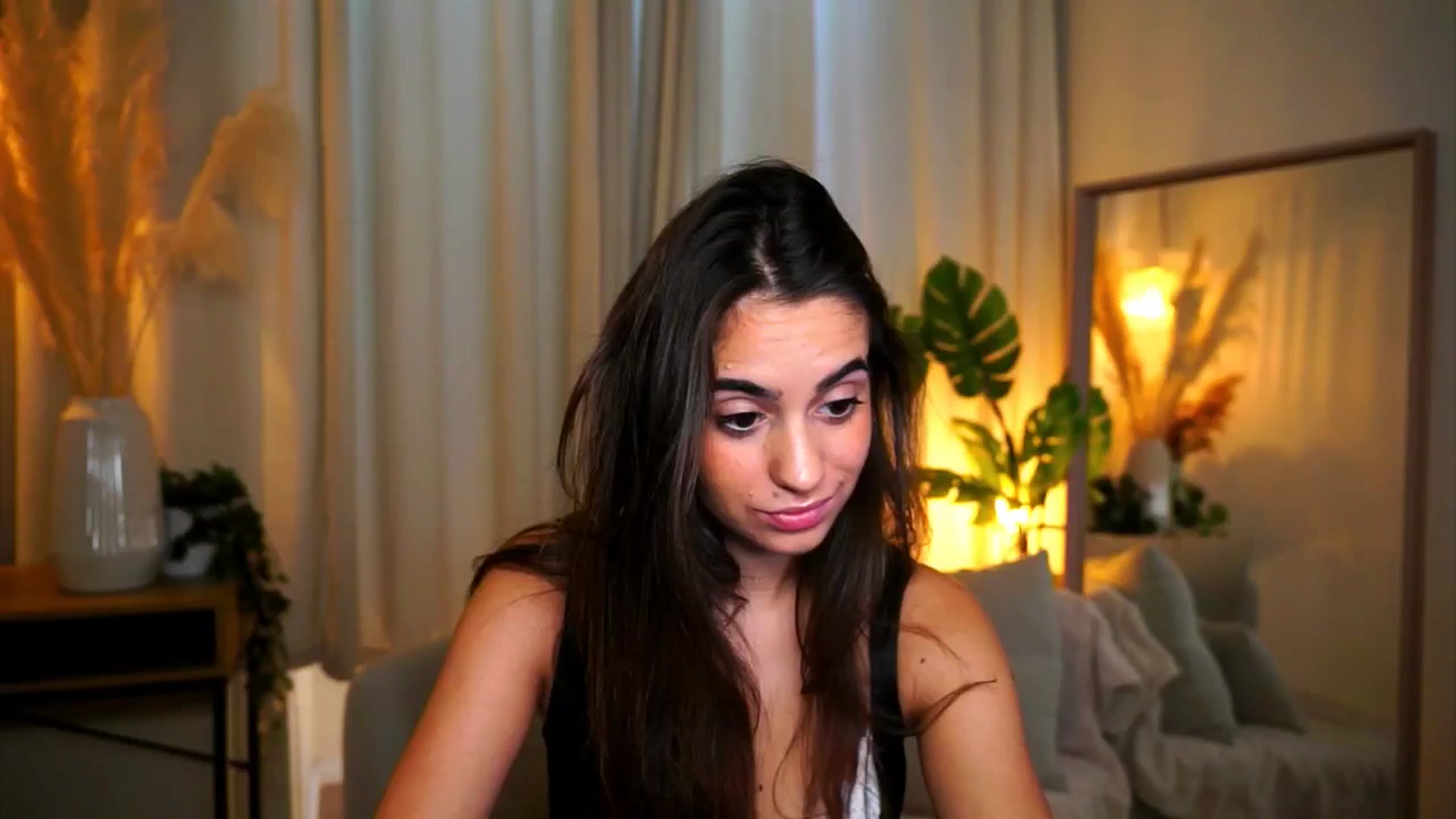 Gallery image thumbnail from milkyway_'s myfreecams stream on, 09/10/2025, 12:03 image 12 of 20