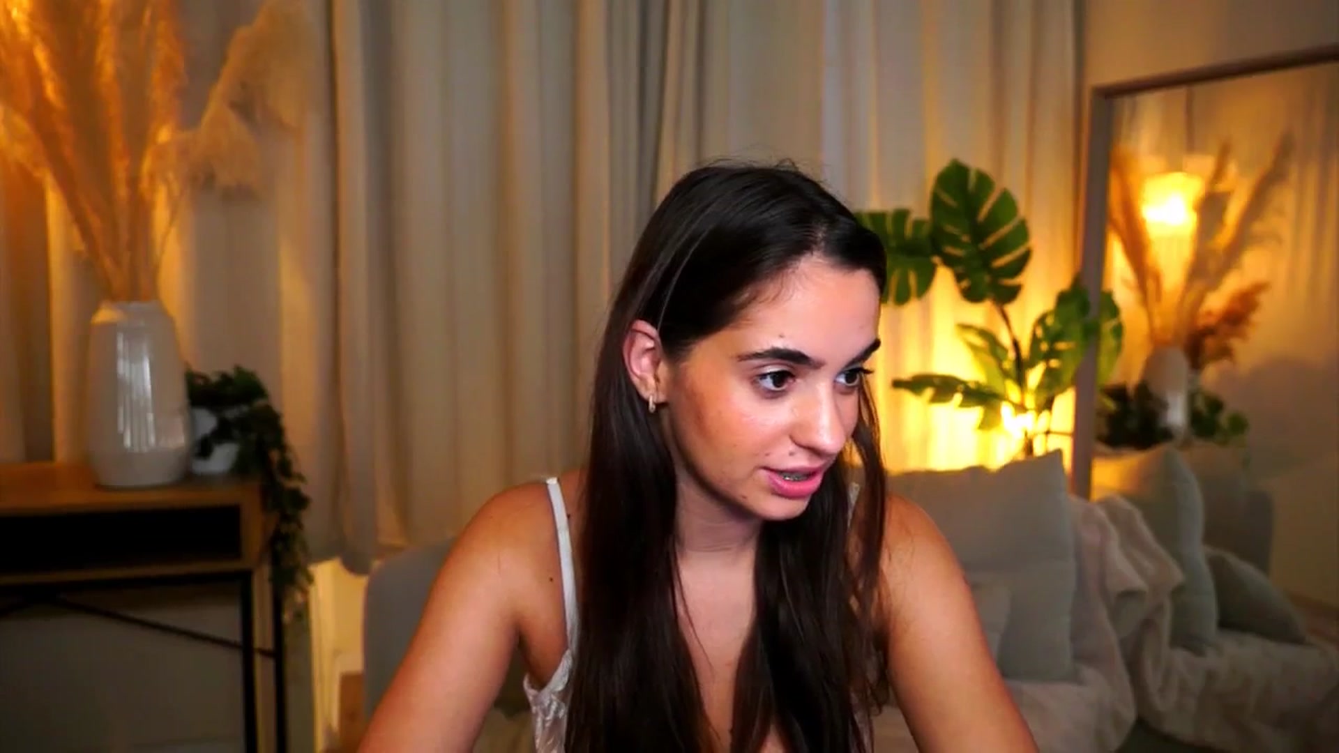Gallery image thumbnail from milkyway_'s myfreecams stream on, 09/10/2025, 14:25 image 17 of 20