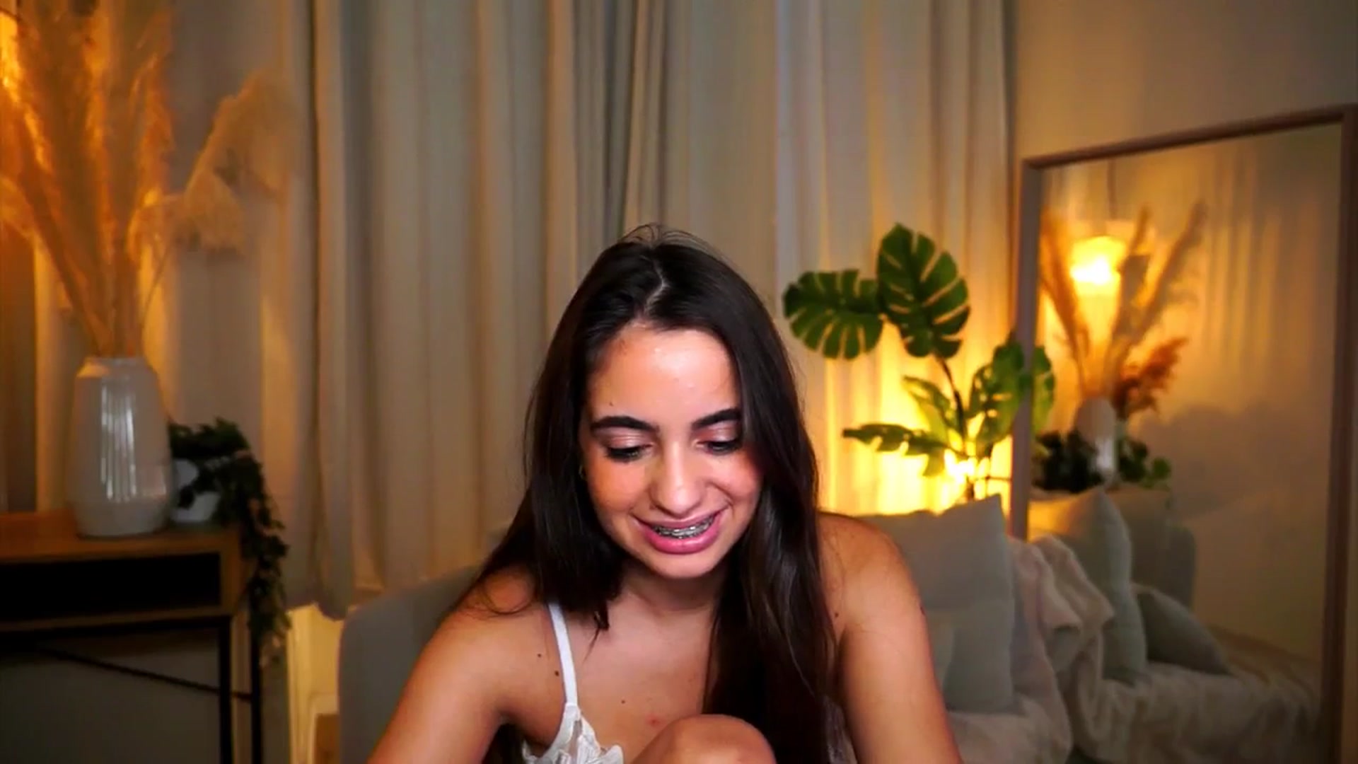 Gallery image thumbnail from milkyway_'s myfreecams stream on, 09/10/2025, 14:25 image 14 of 20