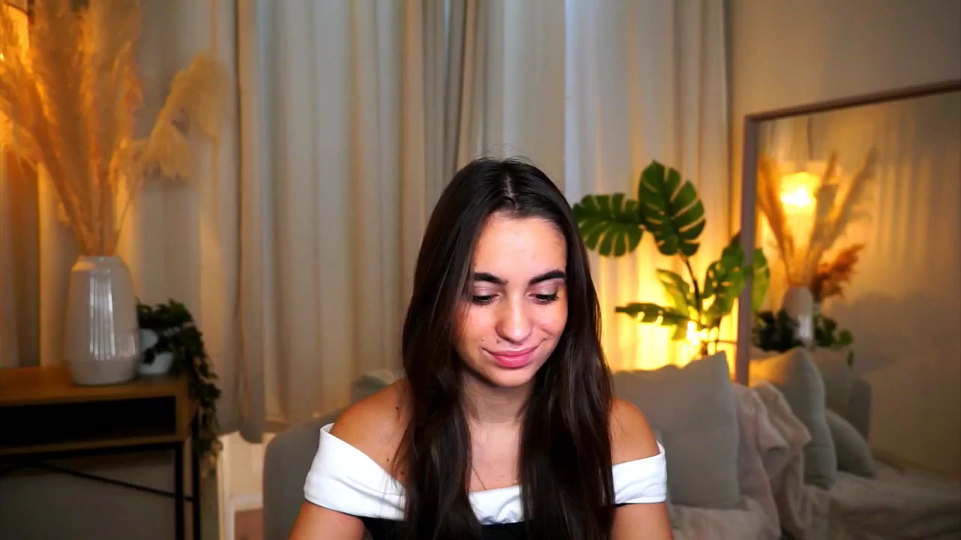 Gallery image thumbnail from milkyway_'s myfreecams stream on, 09/11/2025, 09:48 image 1 of 20