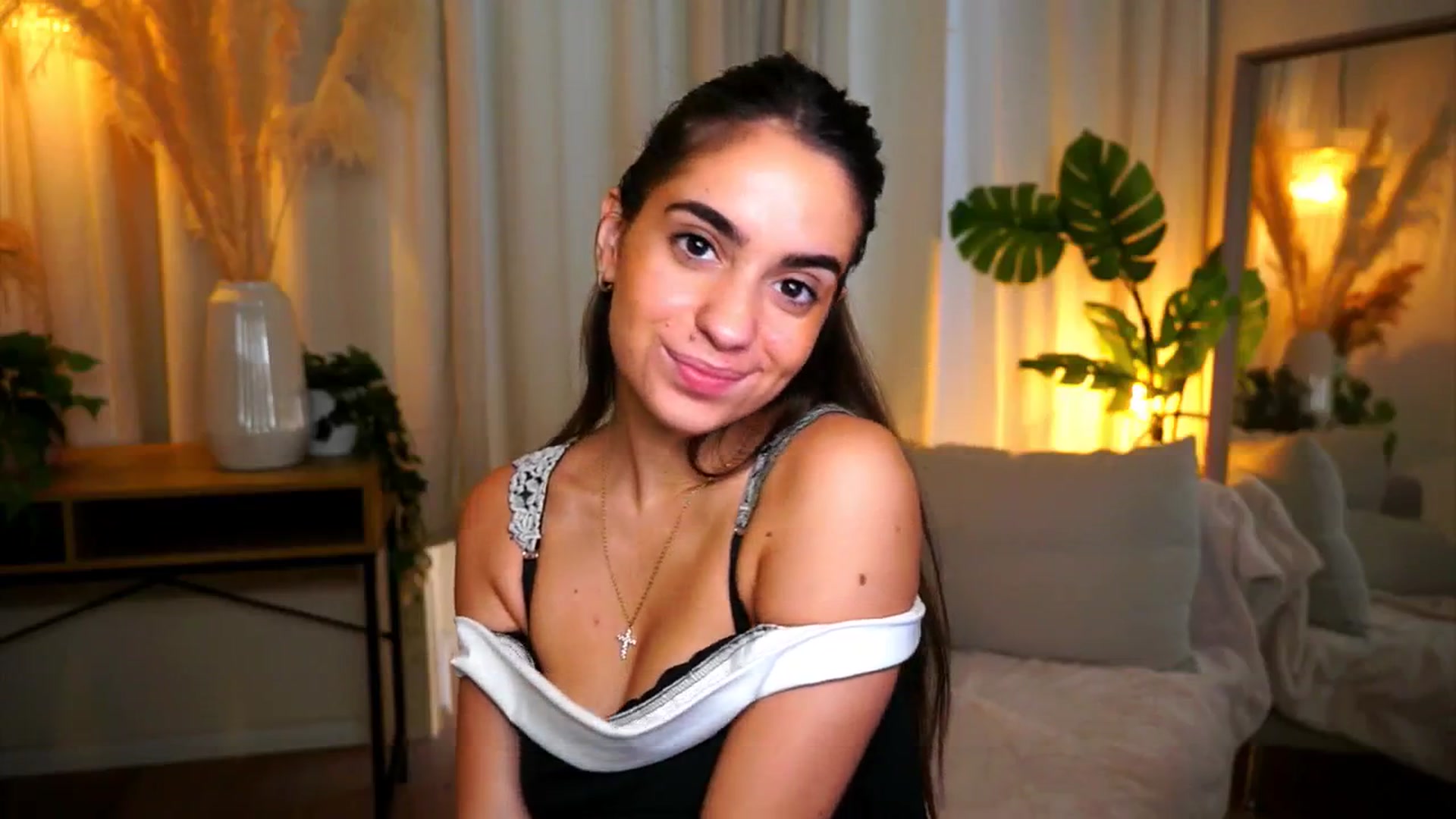 Gallery image thumbnail from milkyway_'s myfreecams stream on, 09/11/2025, 10:51 image 2 of 20