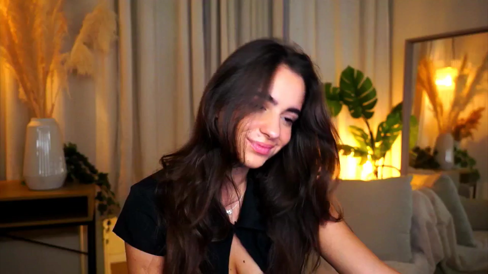 Gallery image thumbnail from milkyway_'s myfreecams stream on, 09/14/2025, 13:46 image 9 of 20