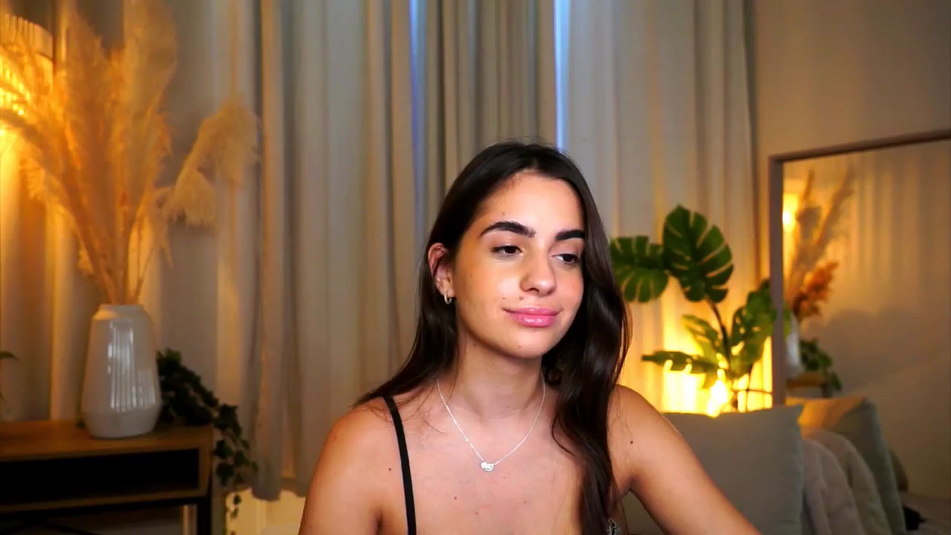 Gallery image thumbnail from milkyway_'s myfreecams stream on, 09/14/2025, 15:57 image 9 of 20